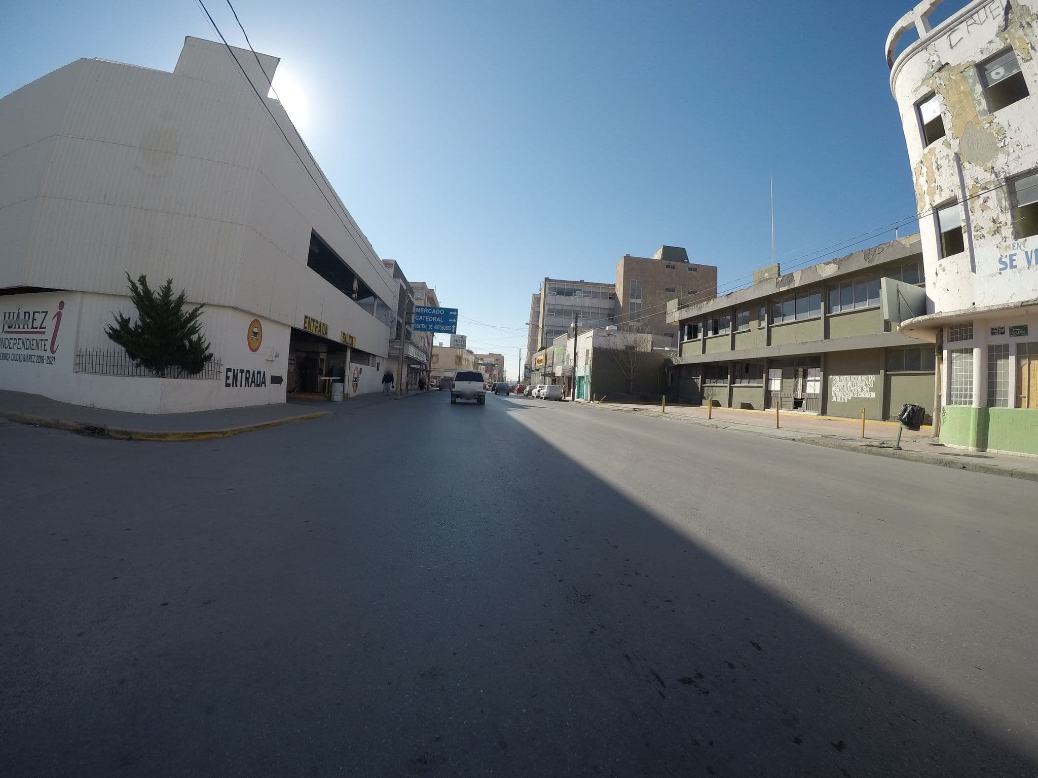 Street view near Hotel Juarez, Ciudad Juárez — © dsrtsndnts (CC BY-SA · Mapillary)
