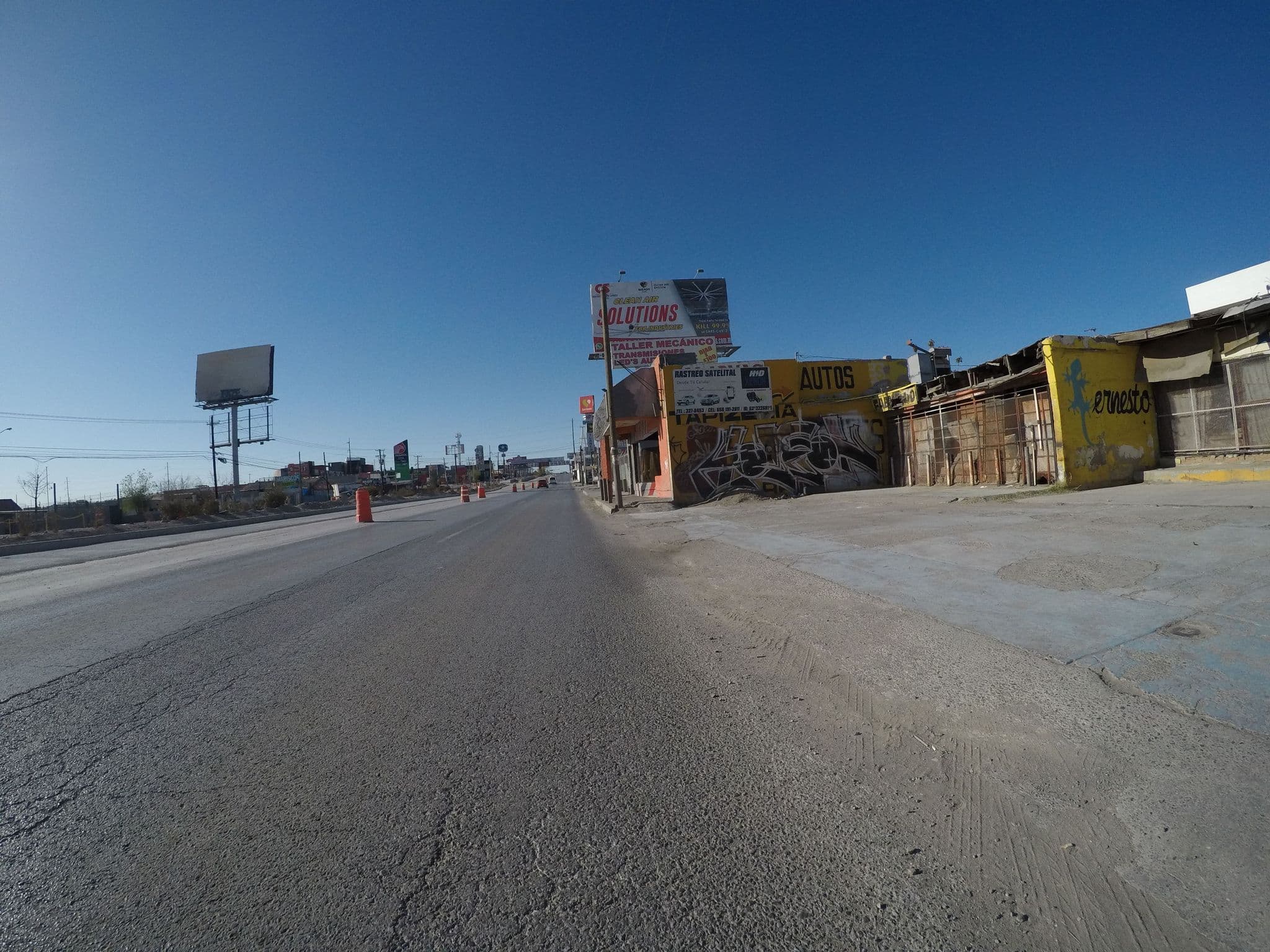 Street view near Hotel San Miguel, Ciudad Juárez — © dsrtsndnts (CC BY-SA · Mapillary)