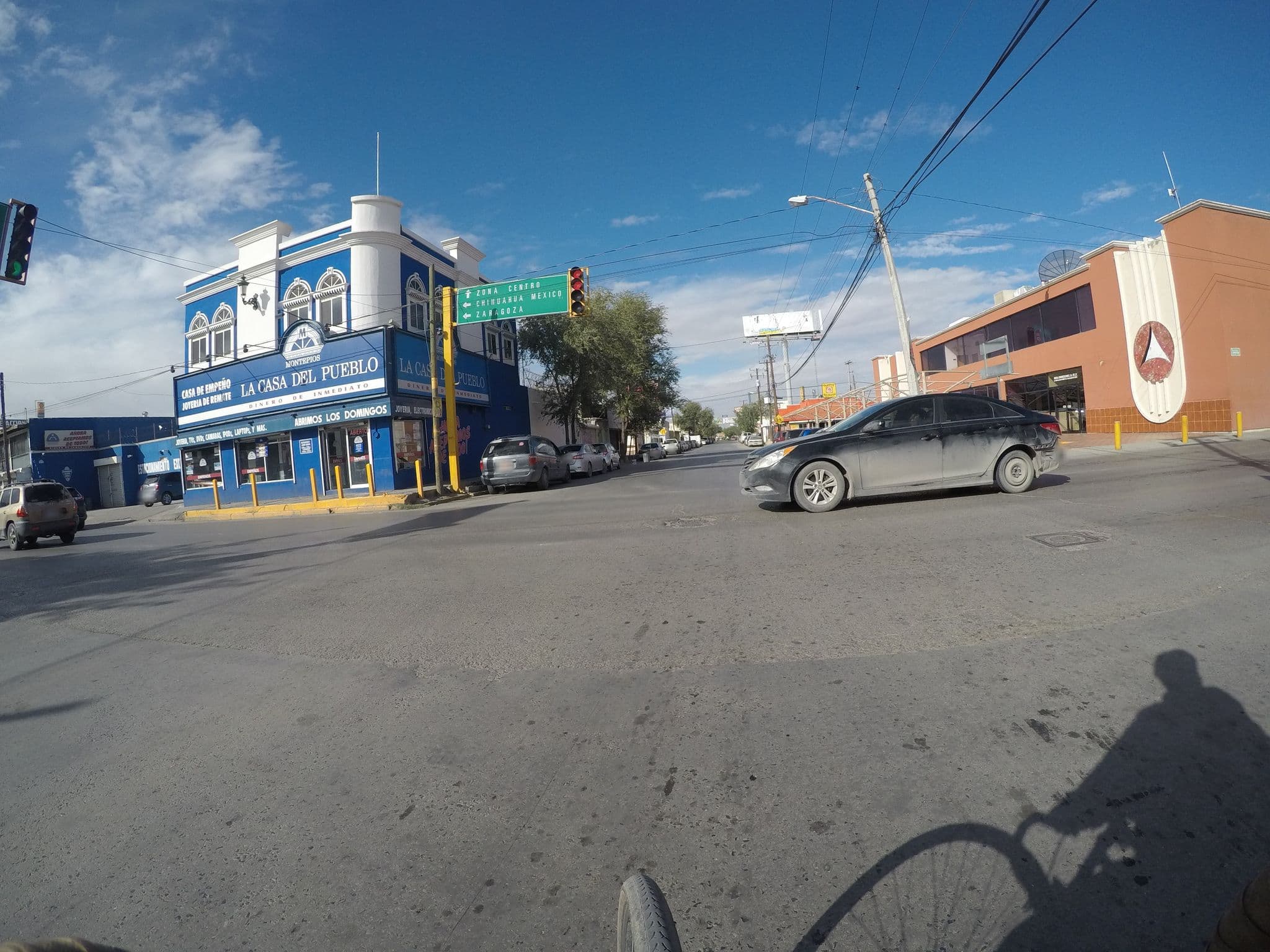 Street view near Rogoba, Ciudad Juárez — © dsrtsndnts (CC BY-SA · Mapillary)
