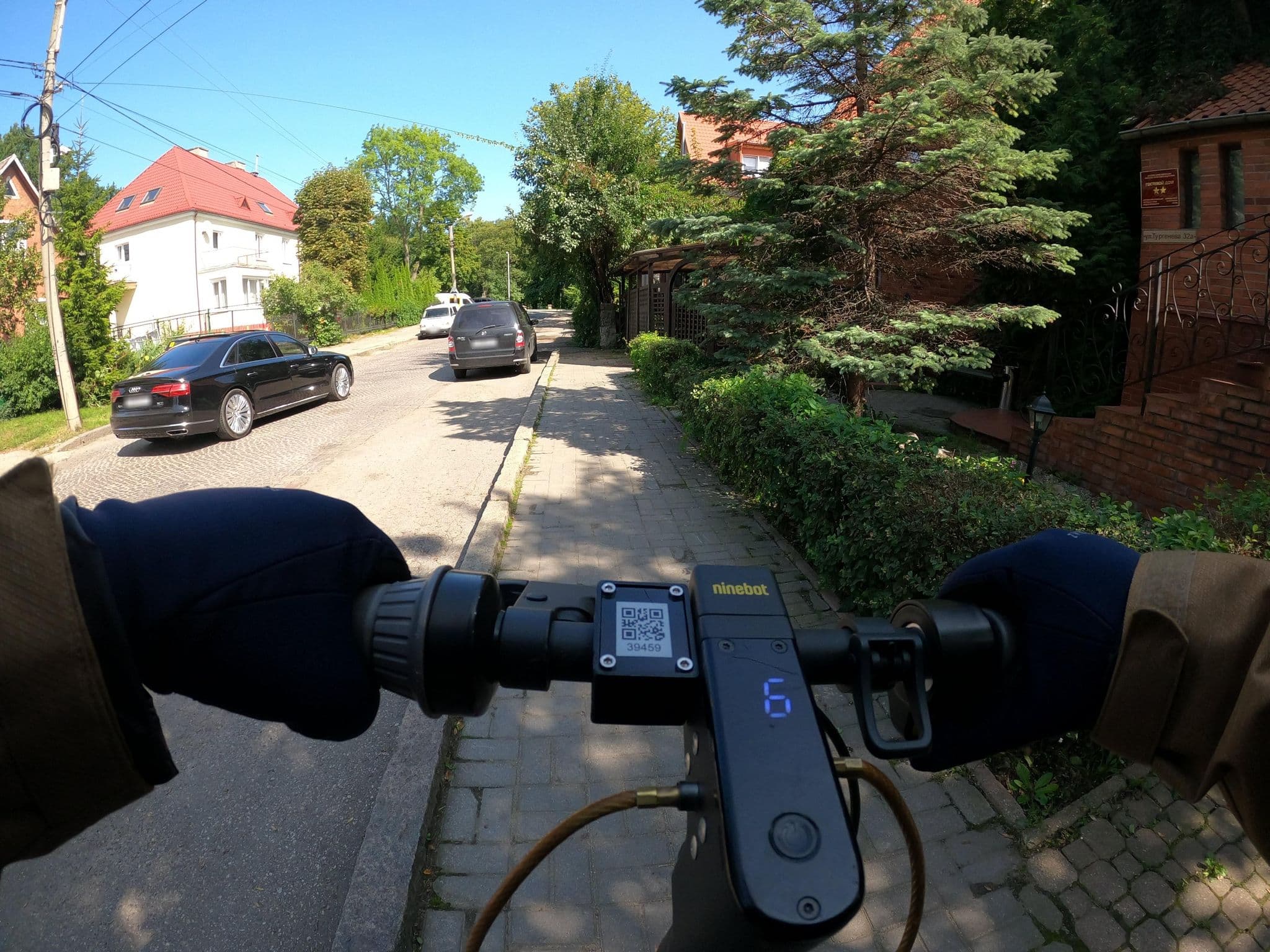 Street view near Гостевой дом Параисо, Kaliningrad — © trolleway (CC BY-SA · Mapillary)