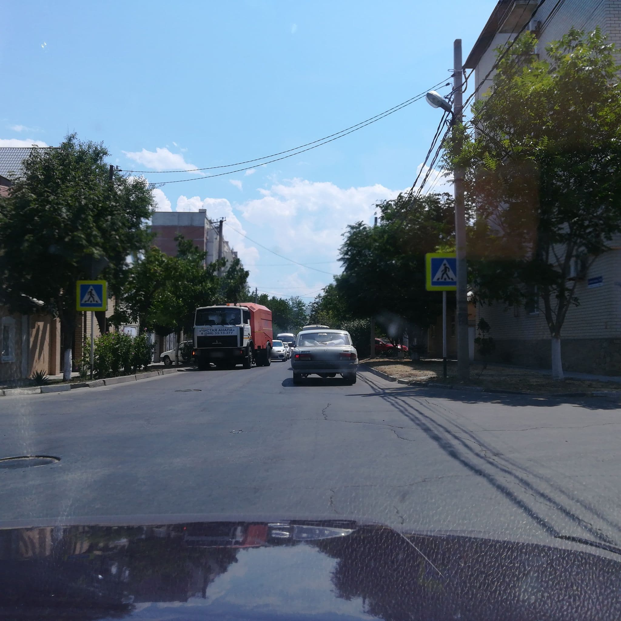 Street view near Гостевой Дом Квартира, Anapa — © api (CC BY-SA · Mapillary)