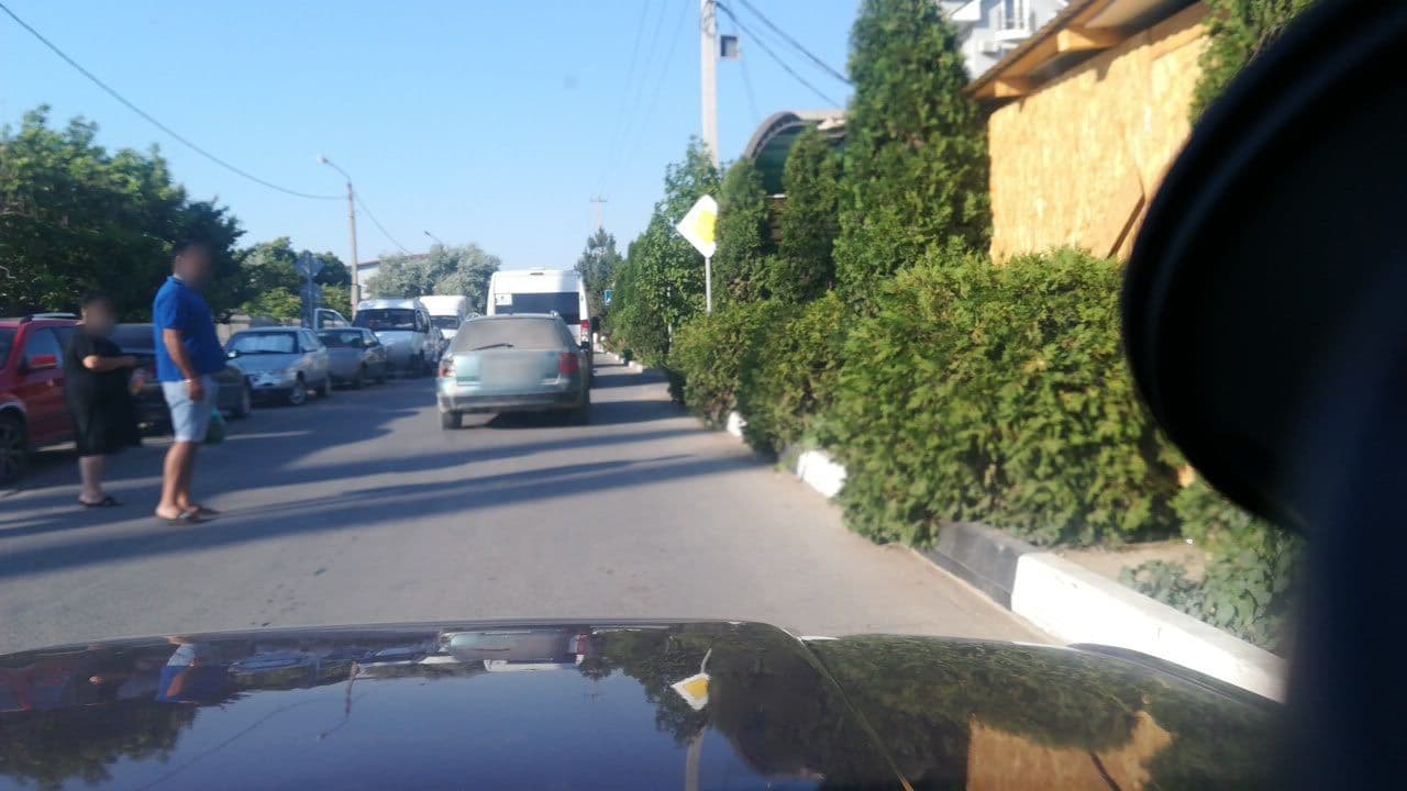 Street view near Посейдон, Vityazevo — © juliashelukhova (CC BY-SA · Mapillary)