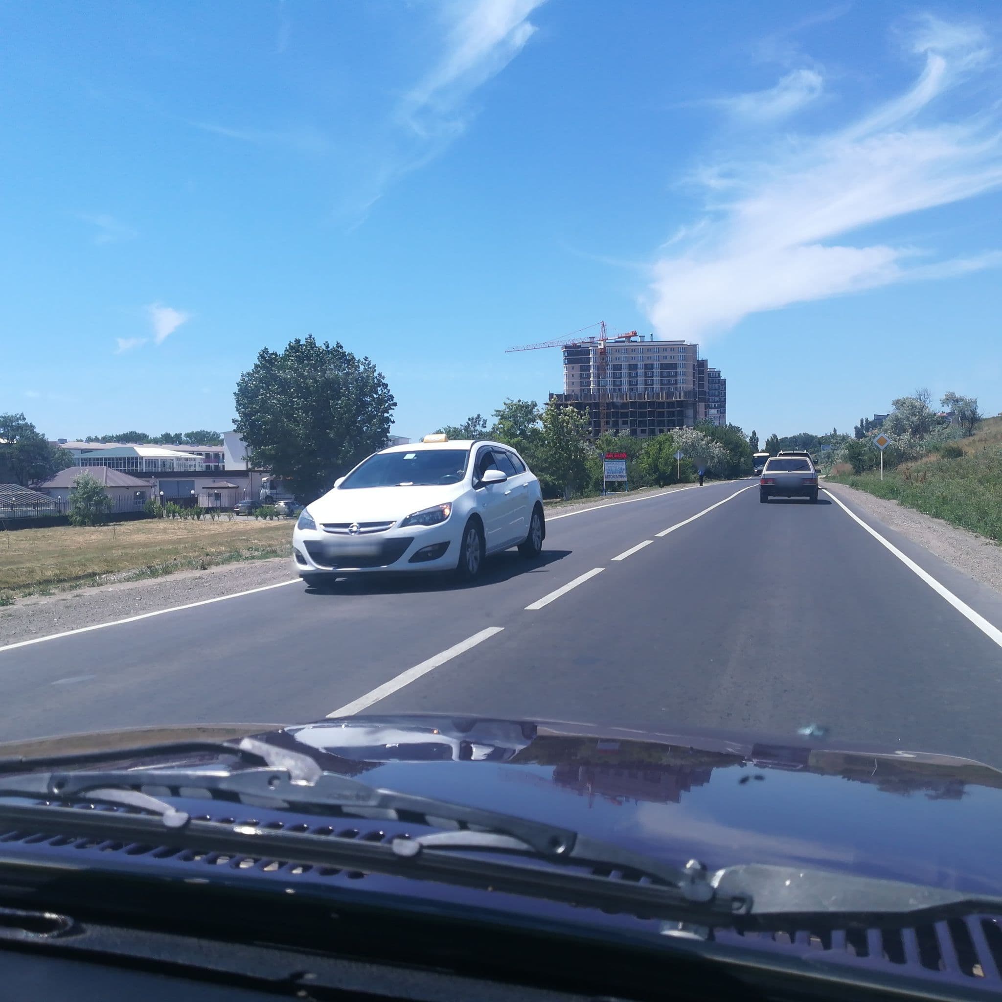 Street view near Гостиница "Шоколад", Vityazevo — © juliashchelukhova (CC BY-SA · Mapillary)