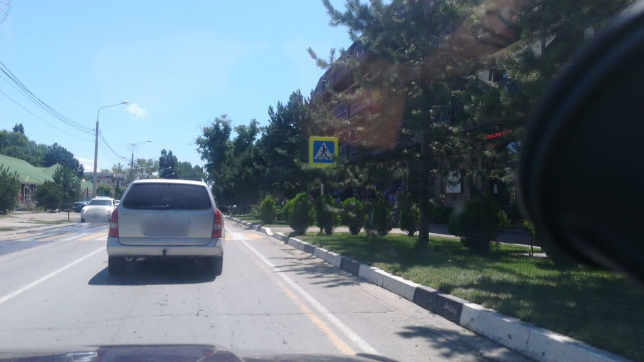Street view near Chalet Provence, Tsibanobalka — © juliashelukhova (CC BY-SA · Mapillary)