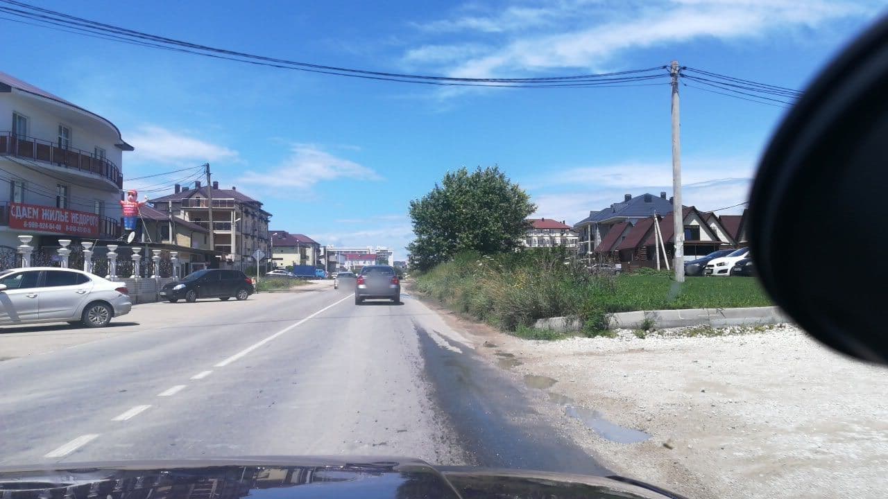 Street view near Boutique Hotel Picasso, Tsibanobalka — © juliashelukhova (CC BY-SA · Mapillary)