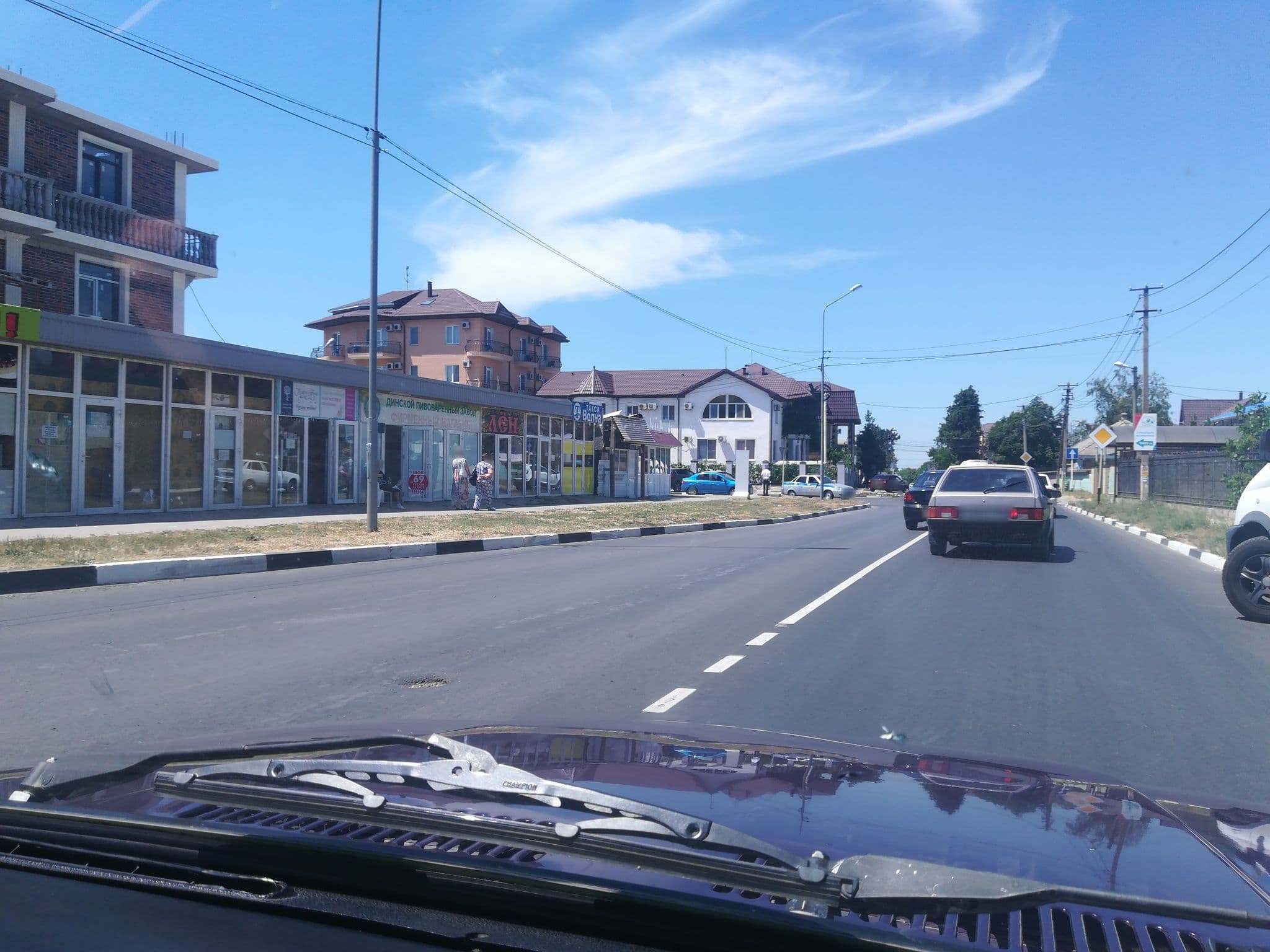 Street view near ГОЛУБОЙ ПРОСТОР БАЗА ОТДЫХА, Vityazevo — © juliashchelukhova (CC BY-SA · Mapillary)