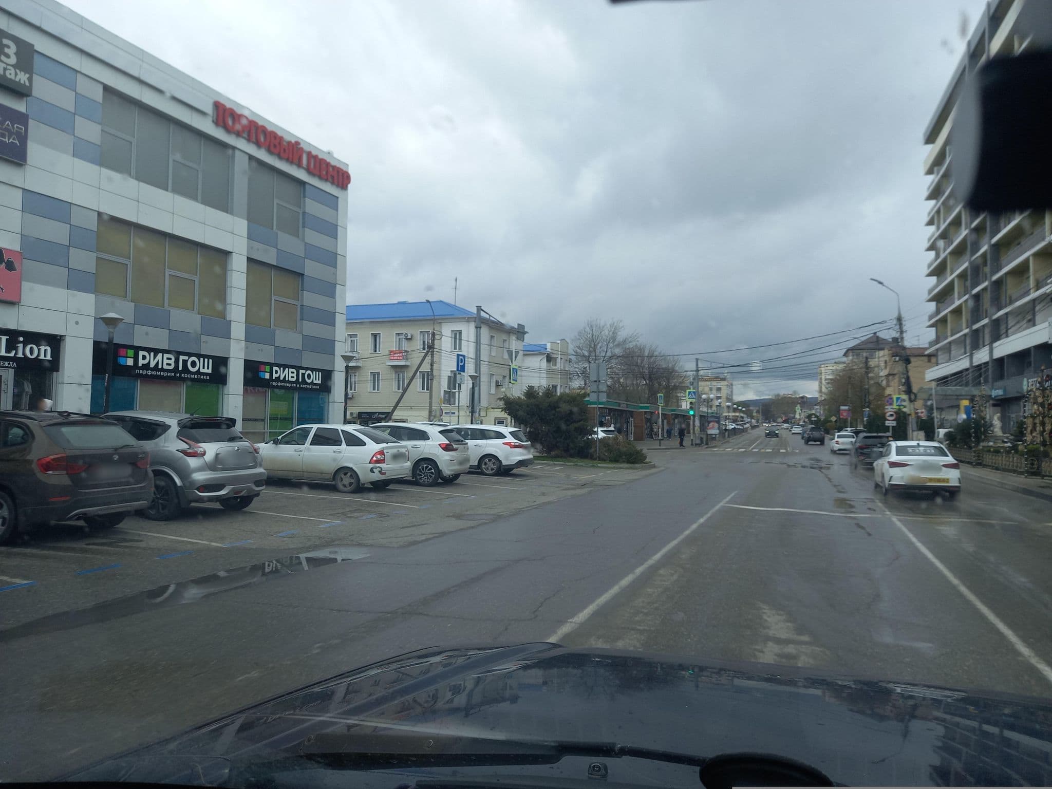 Street view near Plaza Hotel, Anapa — © azimuth (CC BY-SA · Mapillary)