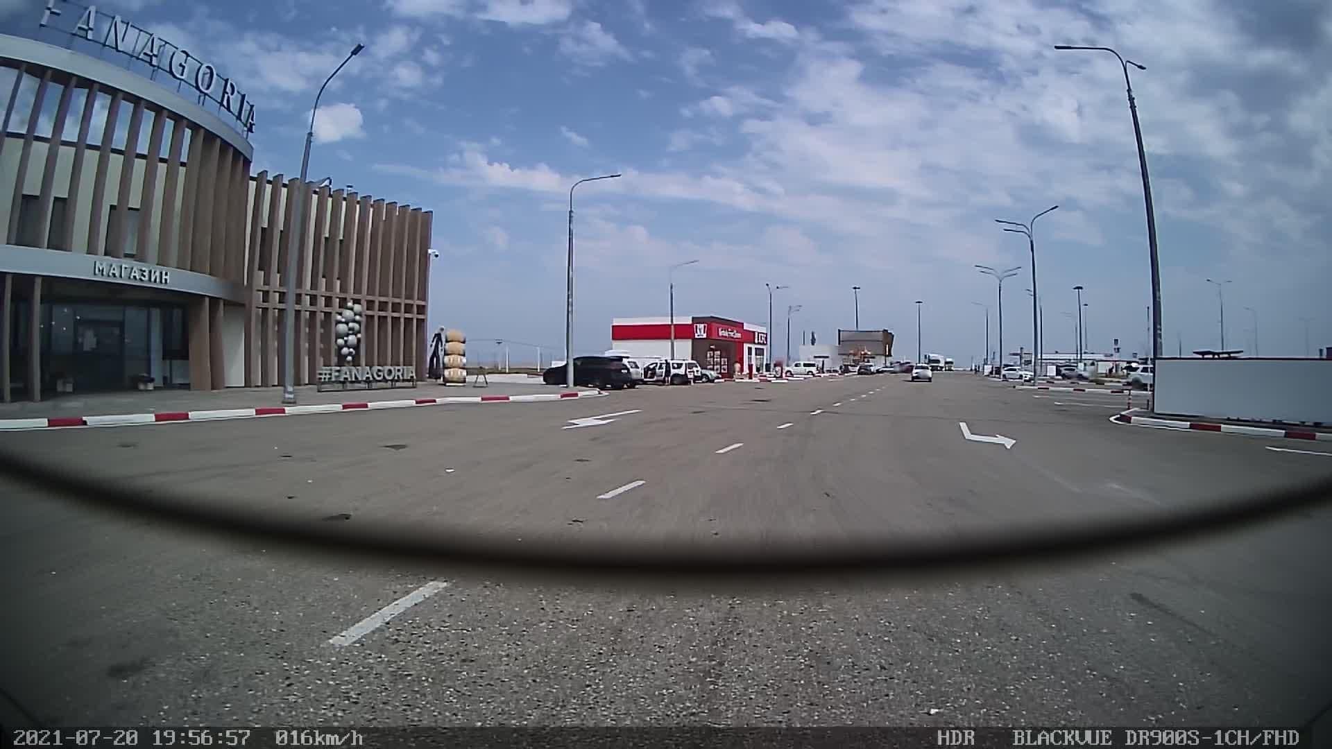 Street view near Отель Порт Запад (Fanagoria), Taman — © evgeniy_d (CC BY-SA · Mapillary)