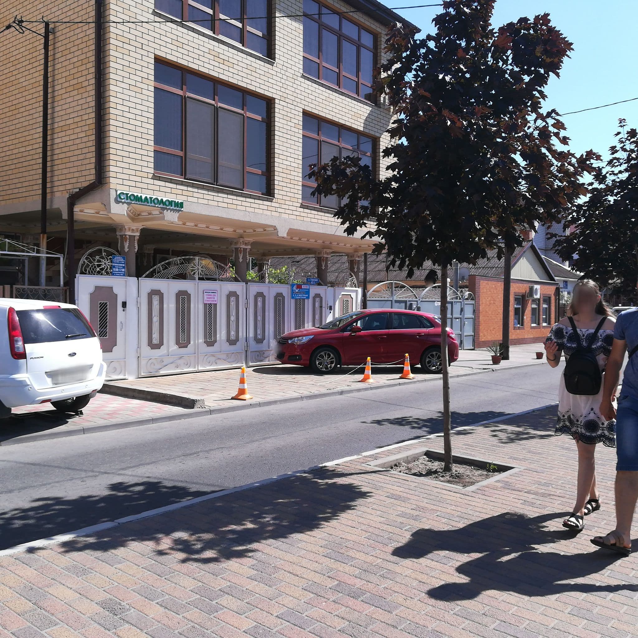 Street view near У Водопада, Anapa — © juliashchelukhova (CC BY-SA · Mapillary)