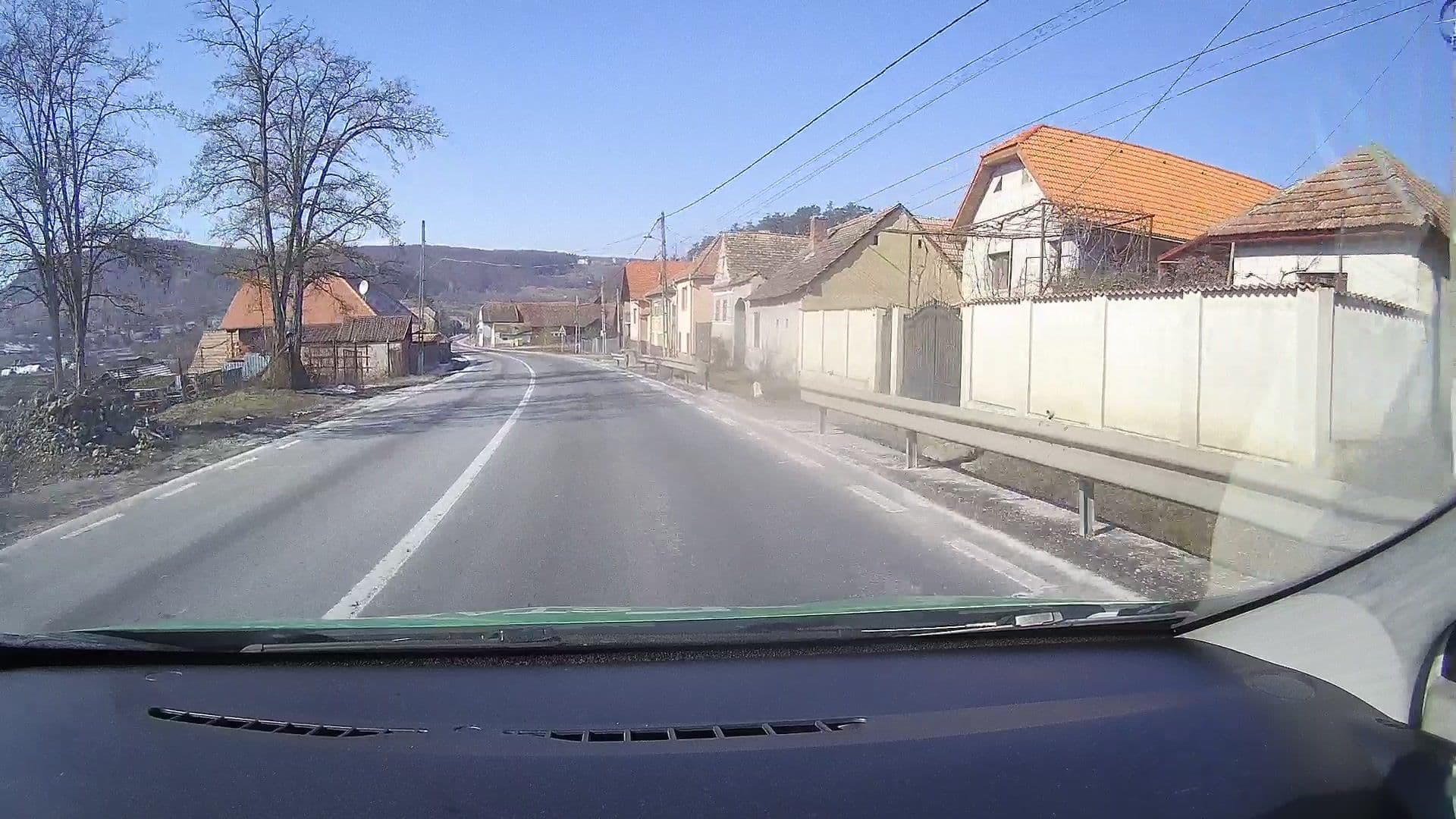 Street view near Pensiunea Elena și Maria, Saschiz — © tavi (CC BY-SA · Mapillary)