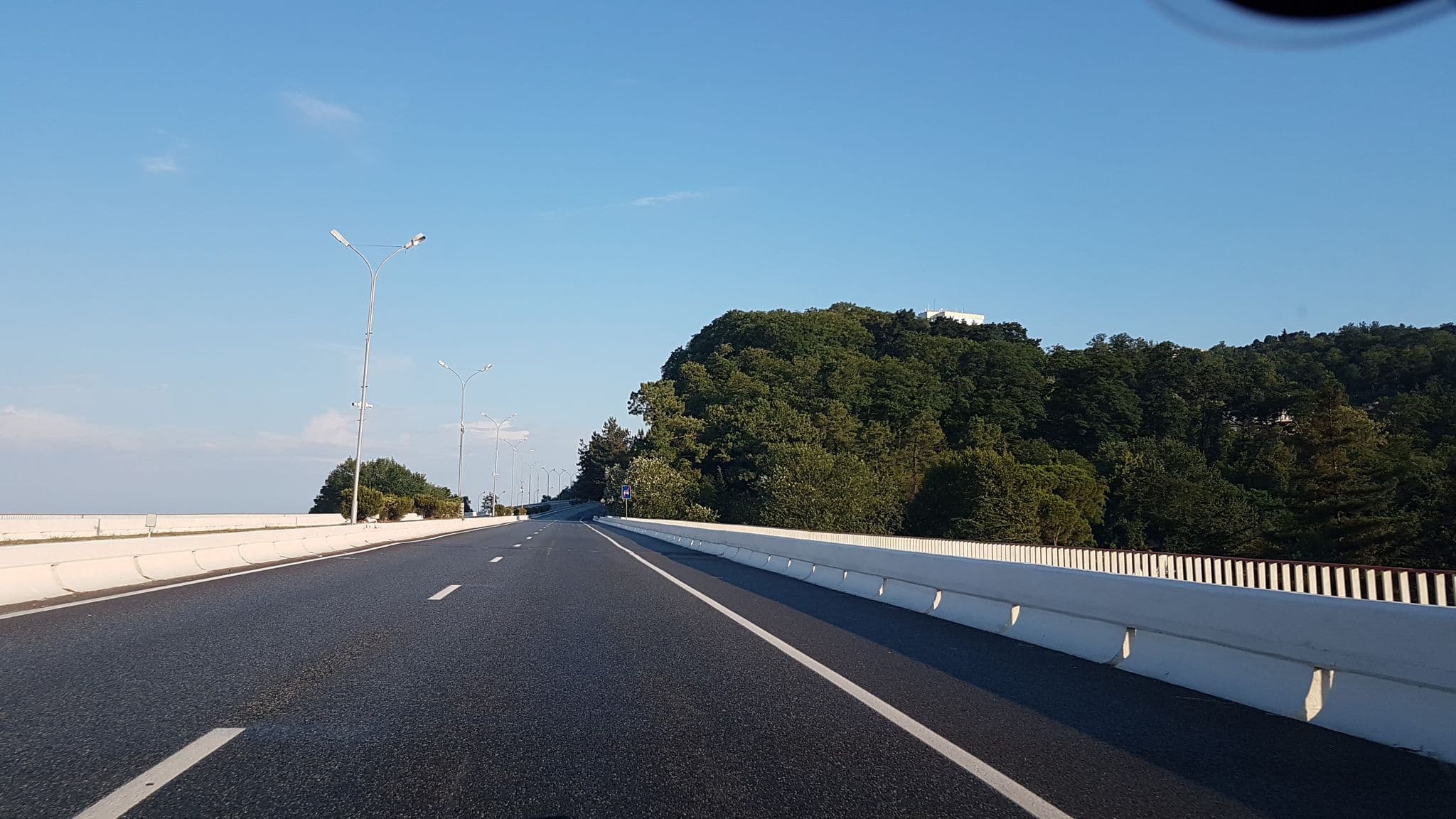 Street view near Мини-отель Бриз Хоста, Khosta — © teddy73 (CC BY-SA · Mapillary)