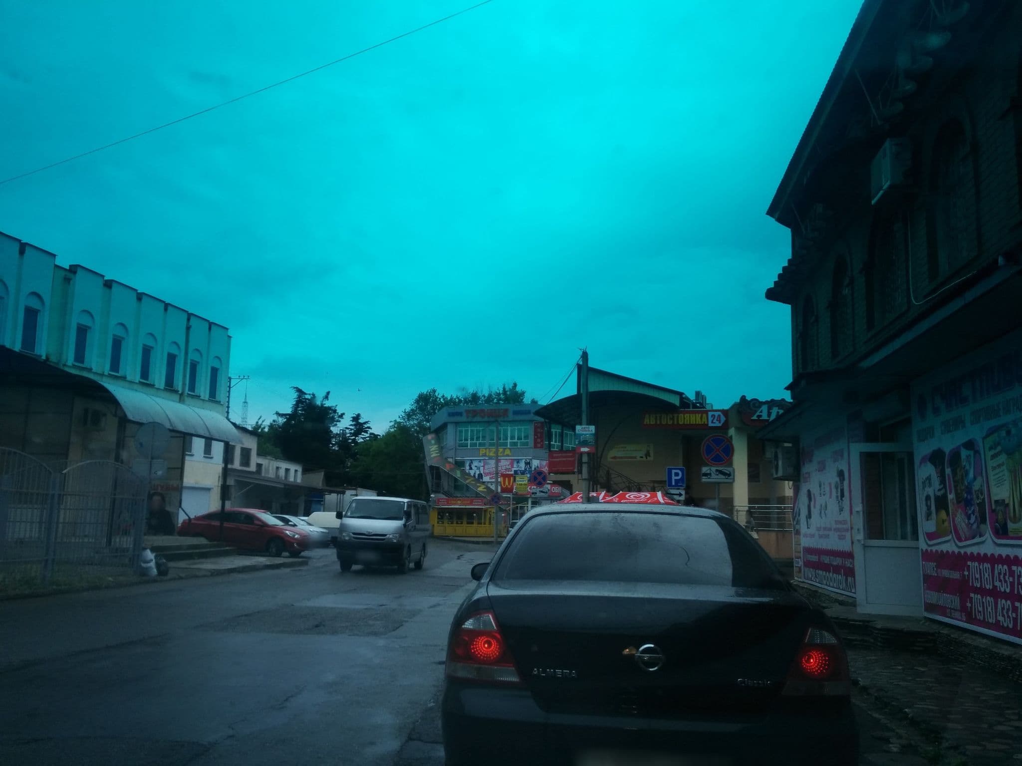 Street view near Туапсе, гостиница, Tuapse — © bazich (CC BY-SA · Mapillary)