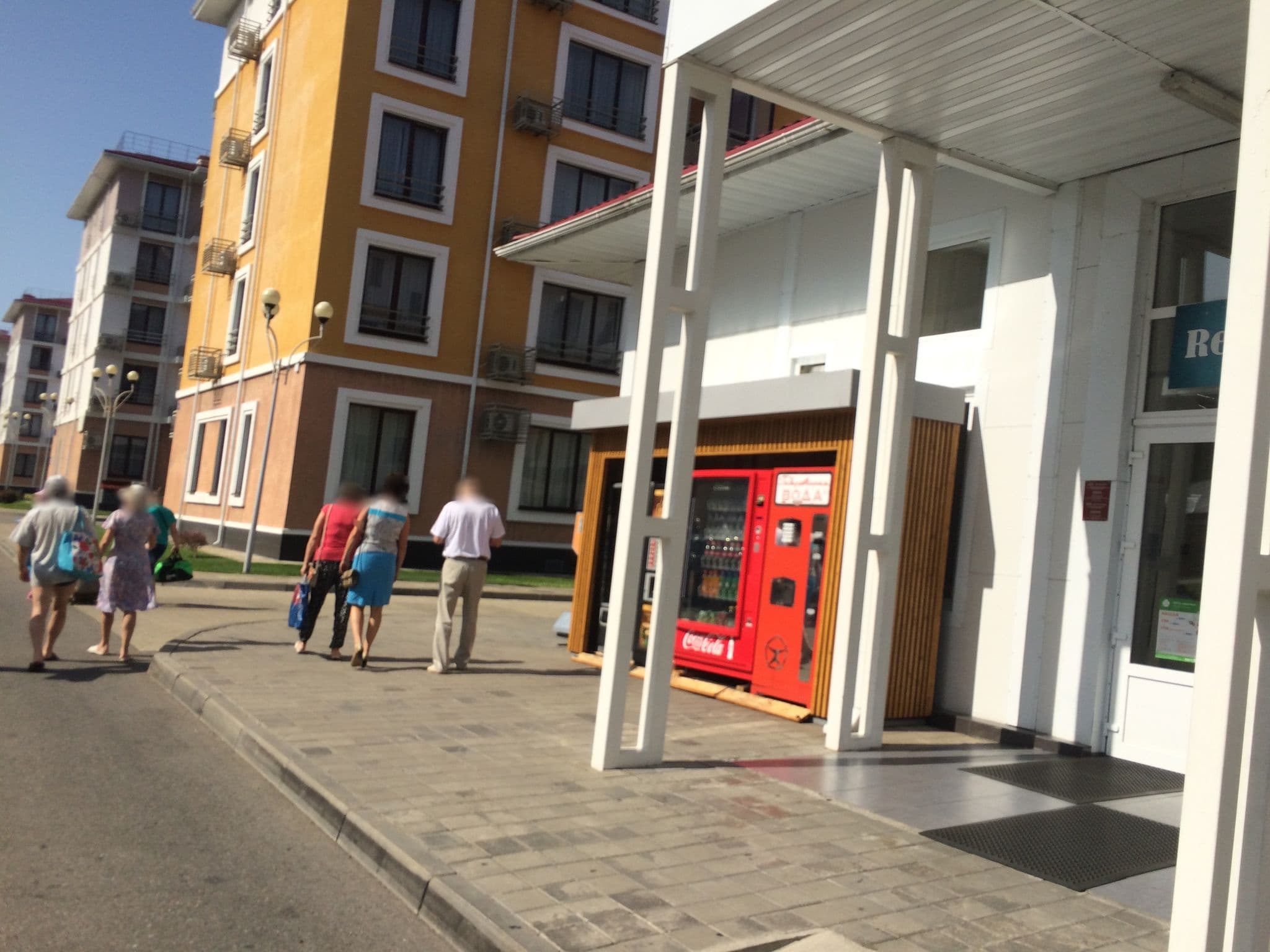 Street view near Gamma Sirius Park Hotel, Sirius — © dmitriynikitin (CC BY-SA · Mapillary)