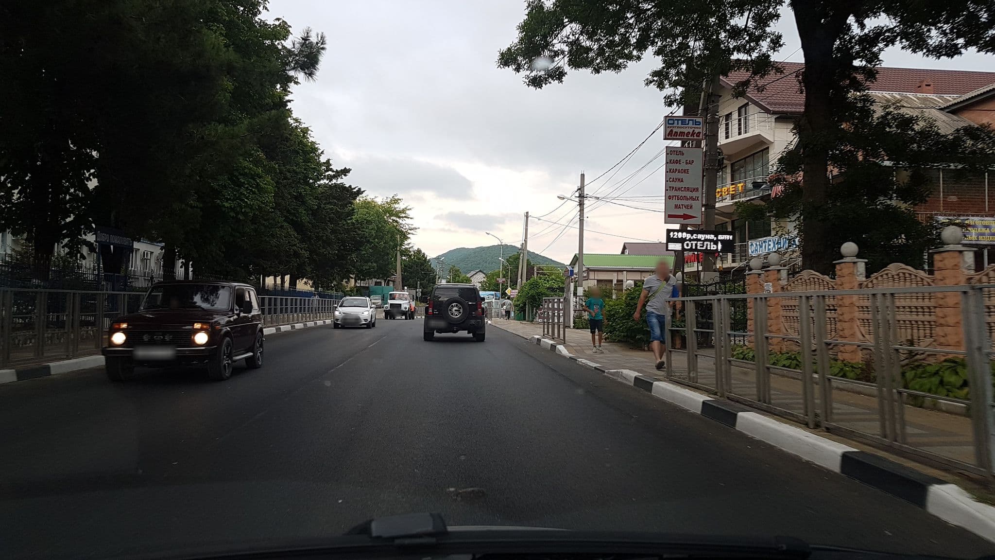Street view near Отель Калипсо, Novomikhaylovskiy — © teddy73 (CC BY-SA · Mapillary)