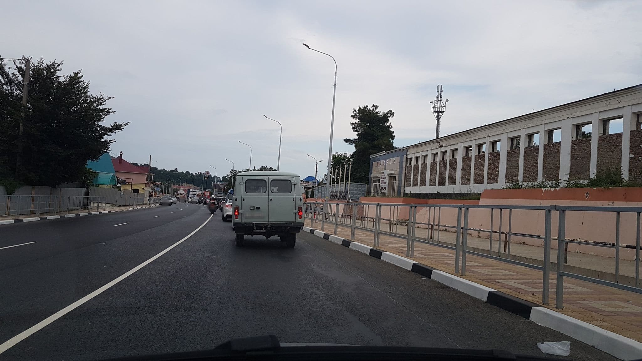 Street view near Отель Мадрид, Dzhubga — © teddy73 (CC BY-SA · Mapillary)