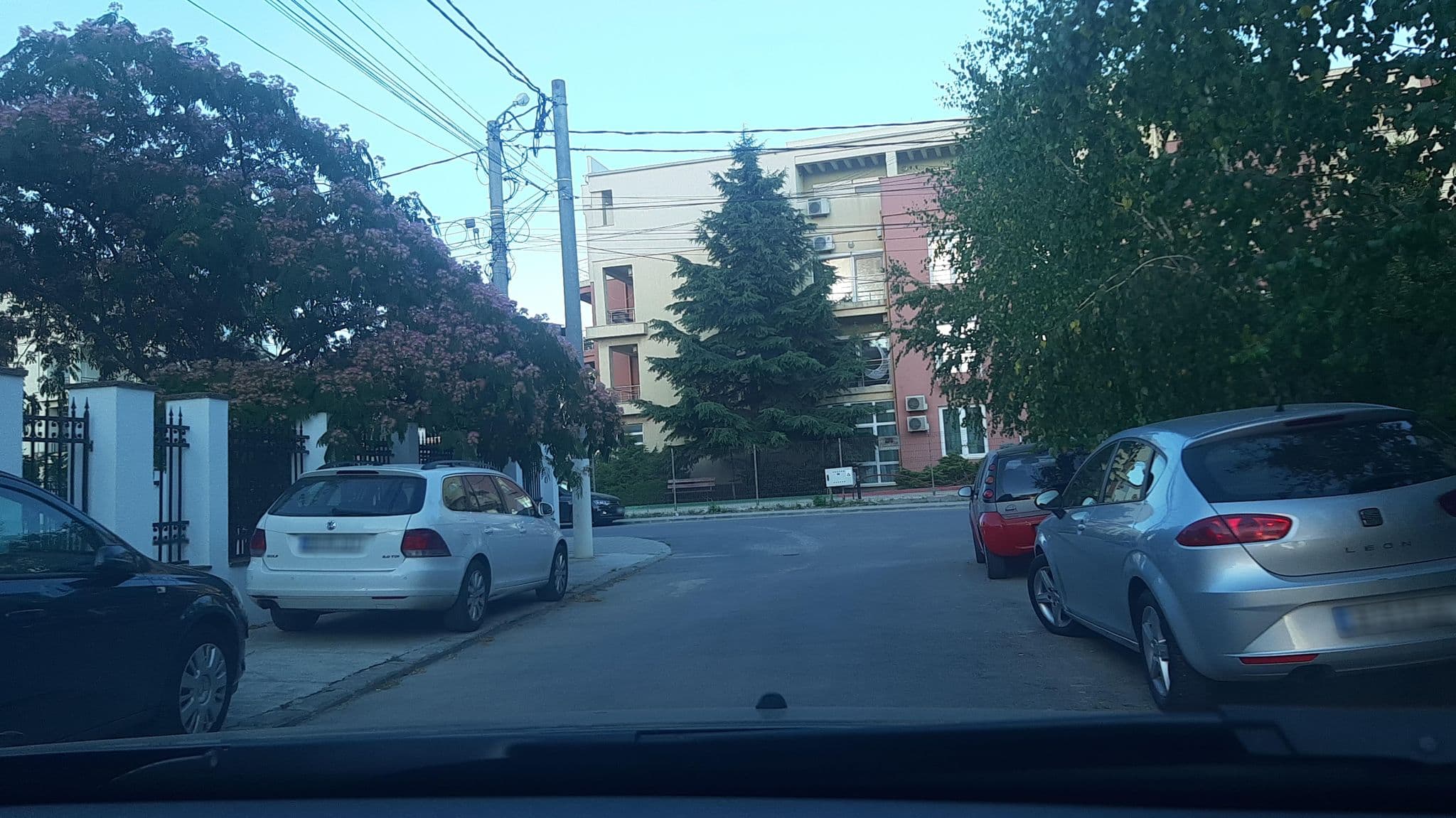 Street view near Casa Servus, Mamaia-Sat — © viorel (CC BY-SA · Mapillary)