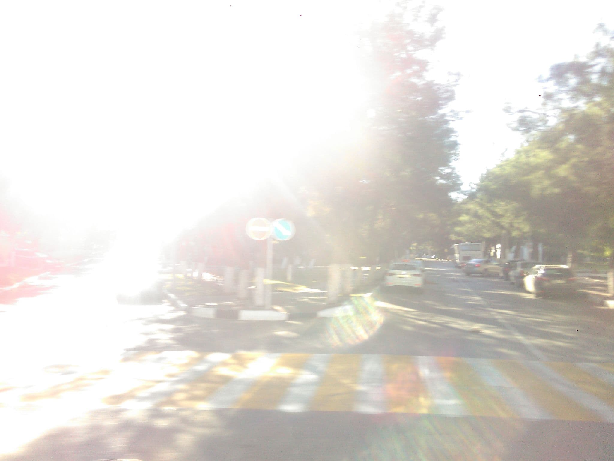 Street view near Красноармейская 1а, Gelendzhik — © wowik (CC BY-SA · Mapillary)