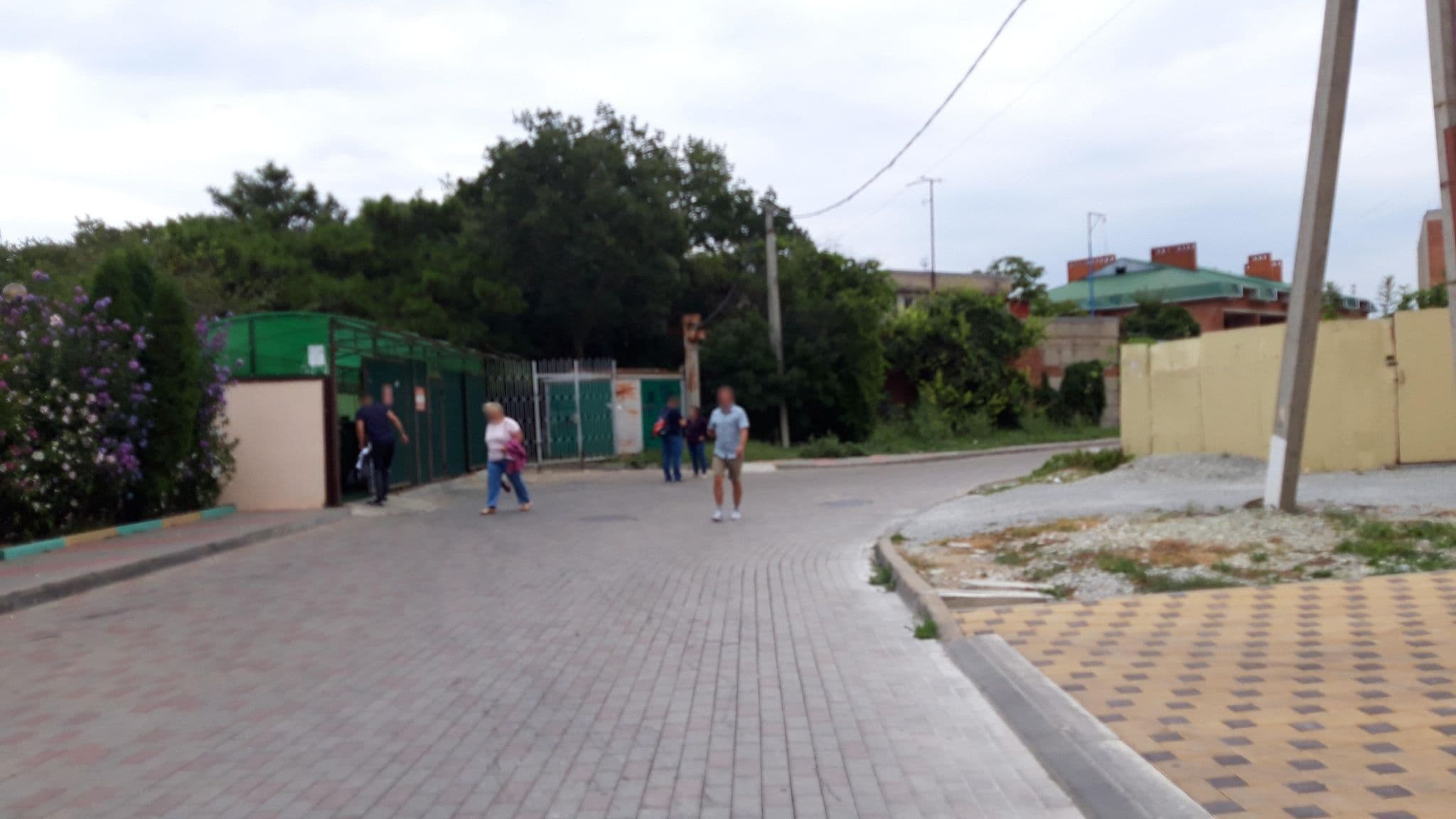 Street view near Гостиница Dali, Gelendzhik — © wowik (CC BY-SA · Mapillary)