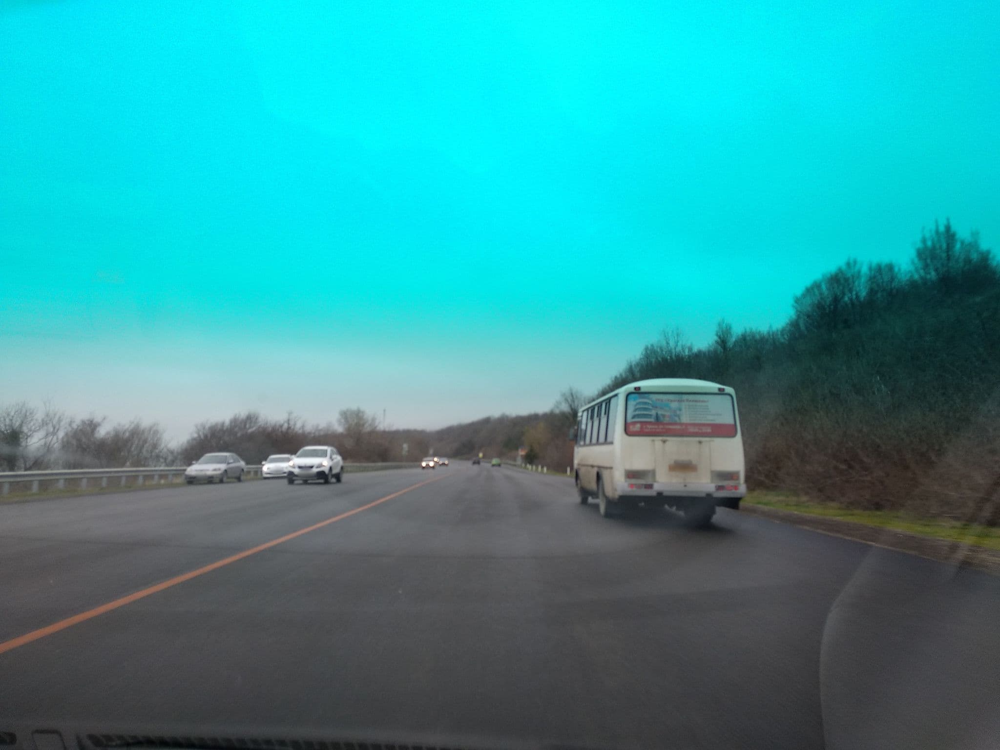 Street view near Golden Hills Hotel, Dzhubga — © bazich (CC BY-SA · Mapillary)