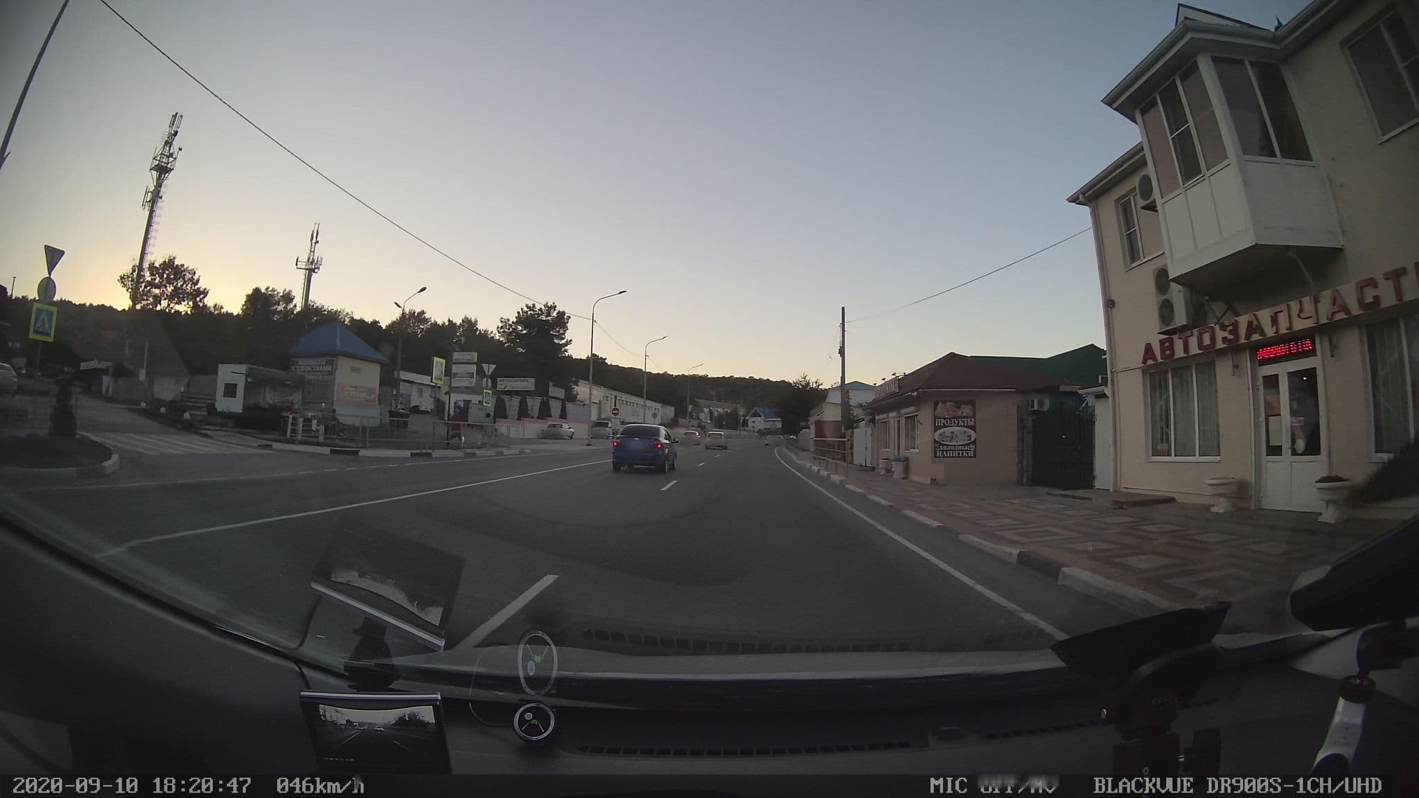 Street view near Lavicon Hotel Collection, Dzhubga — © petunder (CC BY-SA · Mapillary)