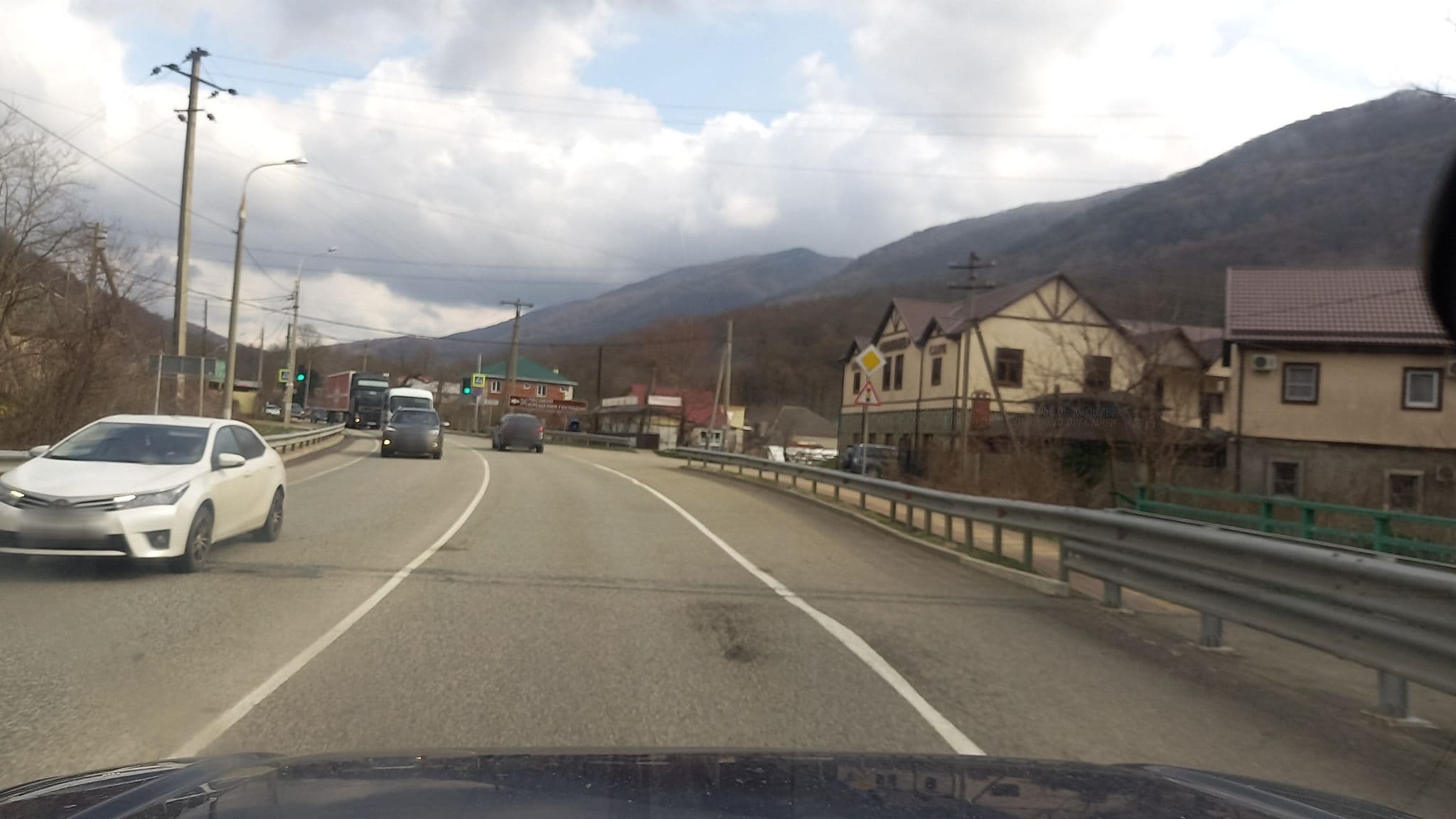Street view near Rafael, Divnomorskoye — © azimuth (CC BY-SA · Mapillary)