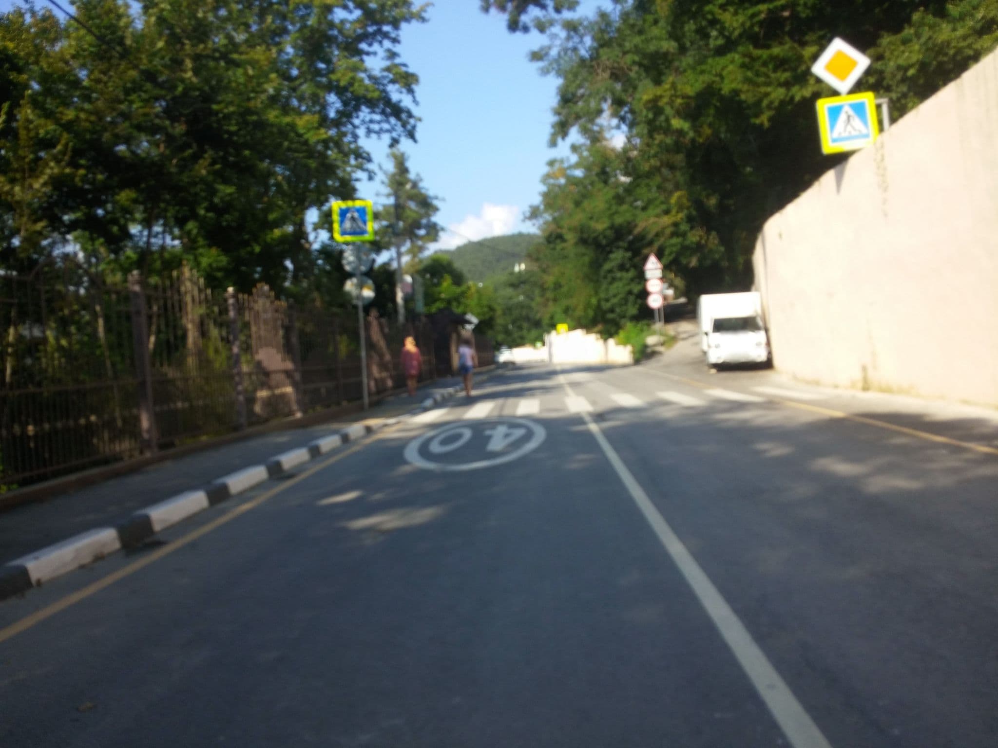 Street view near Гостевой дом «Сказка у моря», Divnomorskoye — © open (CC BY-SA · Mapillary)