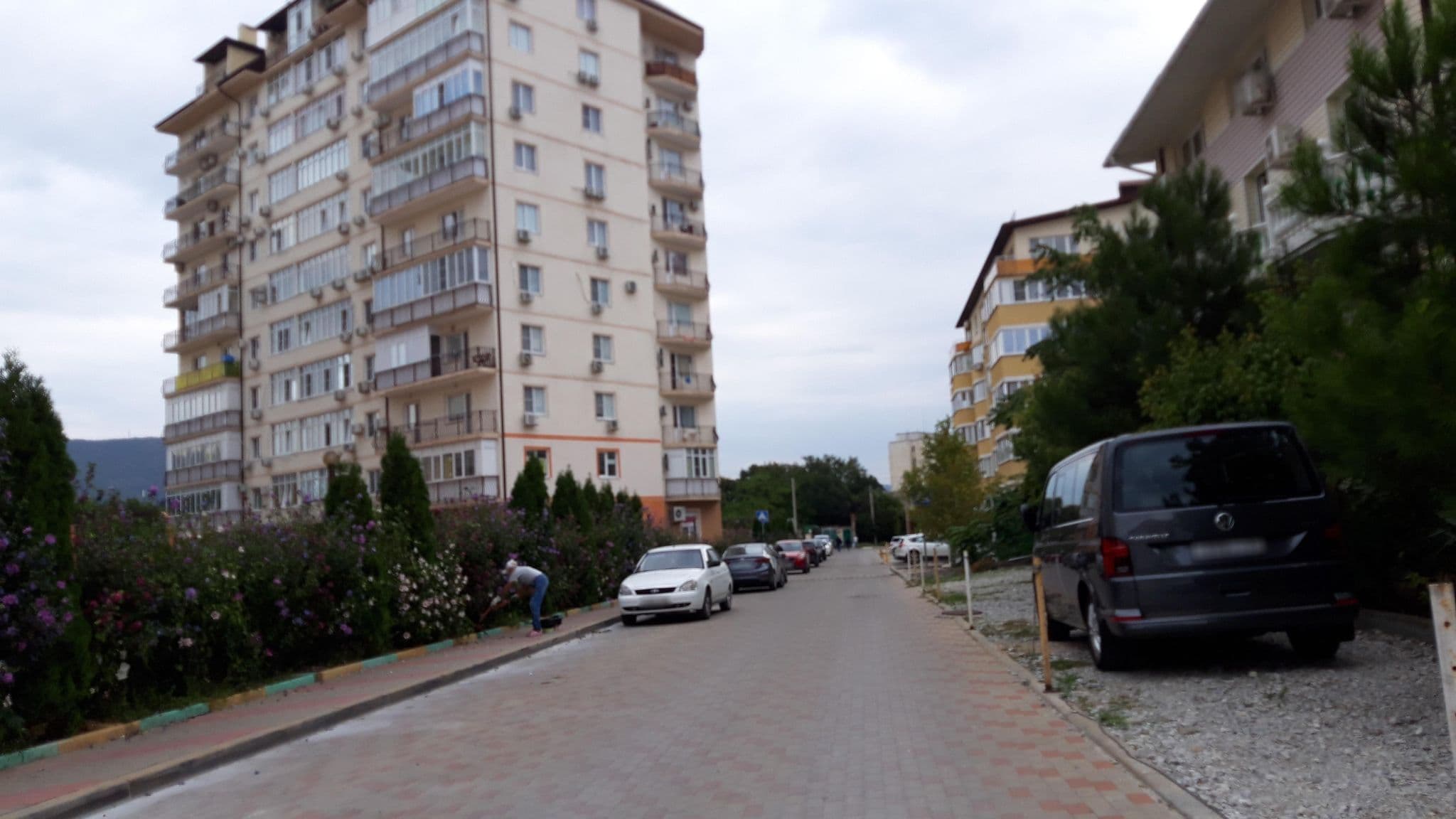 Street view near Отель "Чайка", Gelendzhik — © wowik (CC BY-SA · Mapillary)
