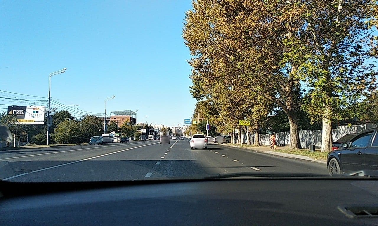 Street view near El Rio Hotel, Pashkovskiy — © vanmhit (CC BY-SA · Mapillary)