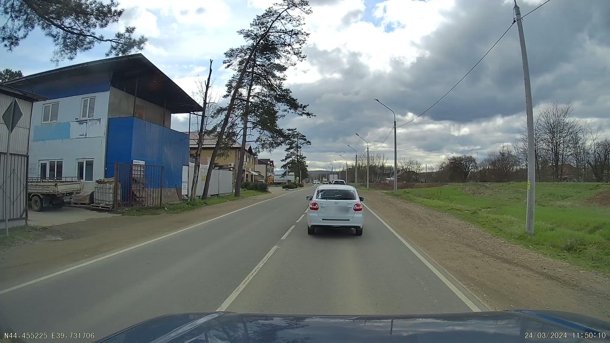 Street view near Отель Агат, Apsheronsk — © azimuth (CC BY-SA · Mapillary)
