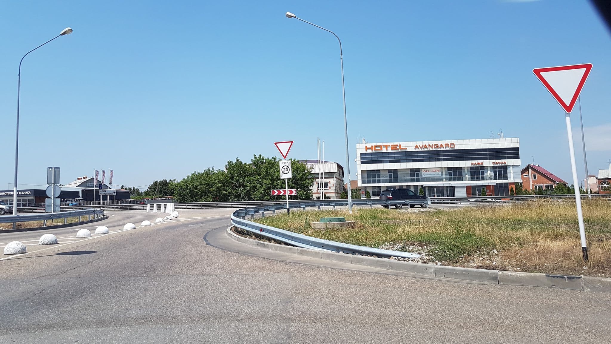 Street view near Гостиница Авангард, Pashkovskiy — © teddy73 (CC BY-SA · Mapillary)