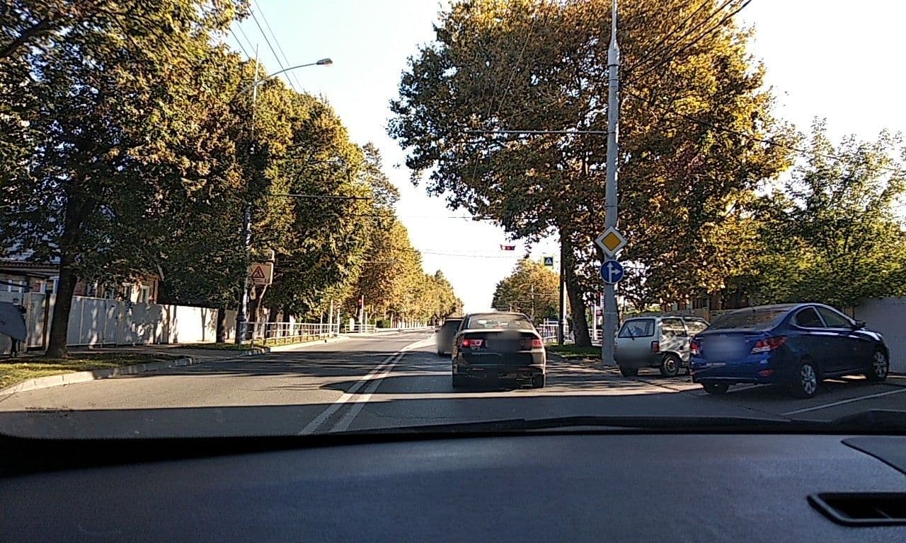 Street view near Круиз, Pashkovskiy — © vanmhit (CC BY-SA · Mapillary)