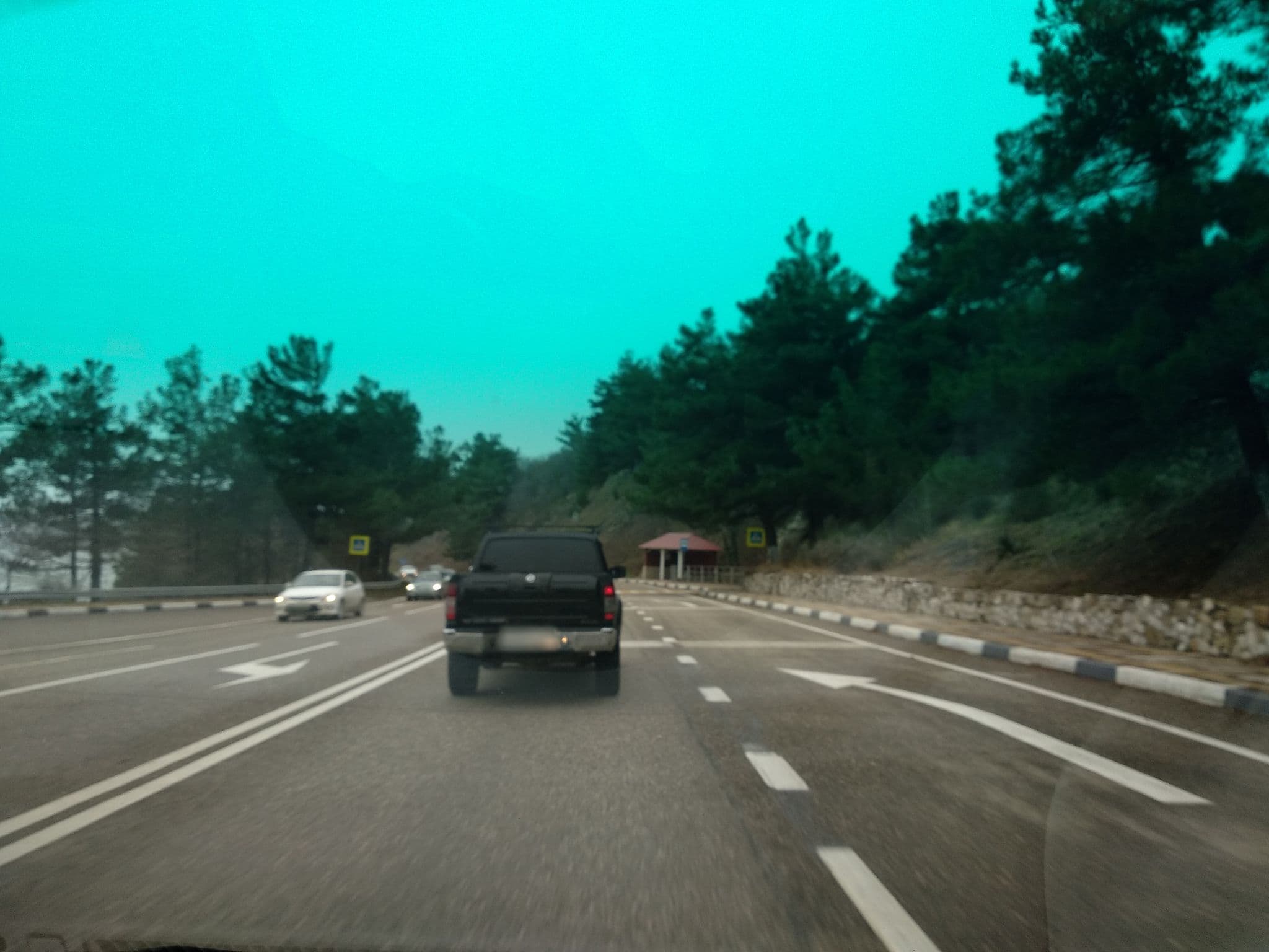 Street view near Геолог Ямала, Ol’ginka — © bazich (CC BY-SA · Mapillary)