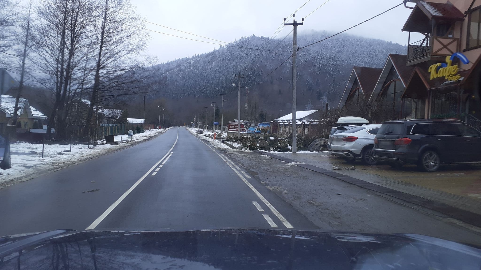 Street view near Гостиница "абаго", Kamennomostskiy — © azimuth (CC BY-SA · Mapillary)