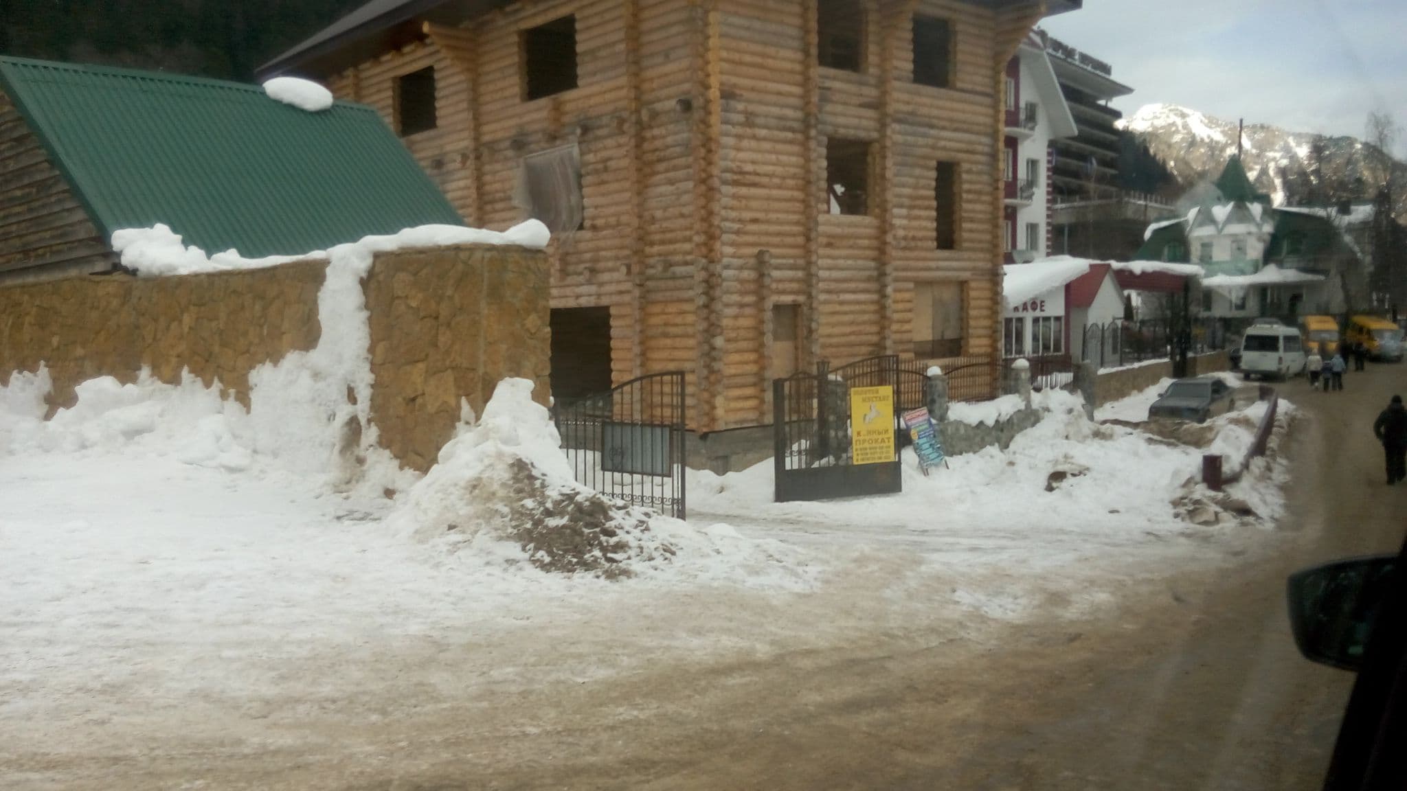 Street view near Отель «Кураж», Uchkulan — © in8finity (CC BY-SA · Mapillary)