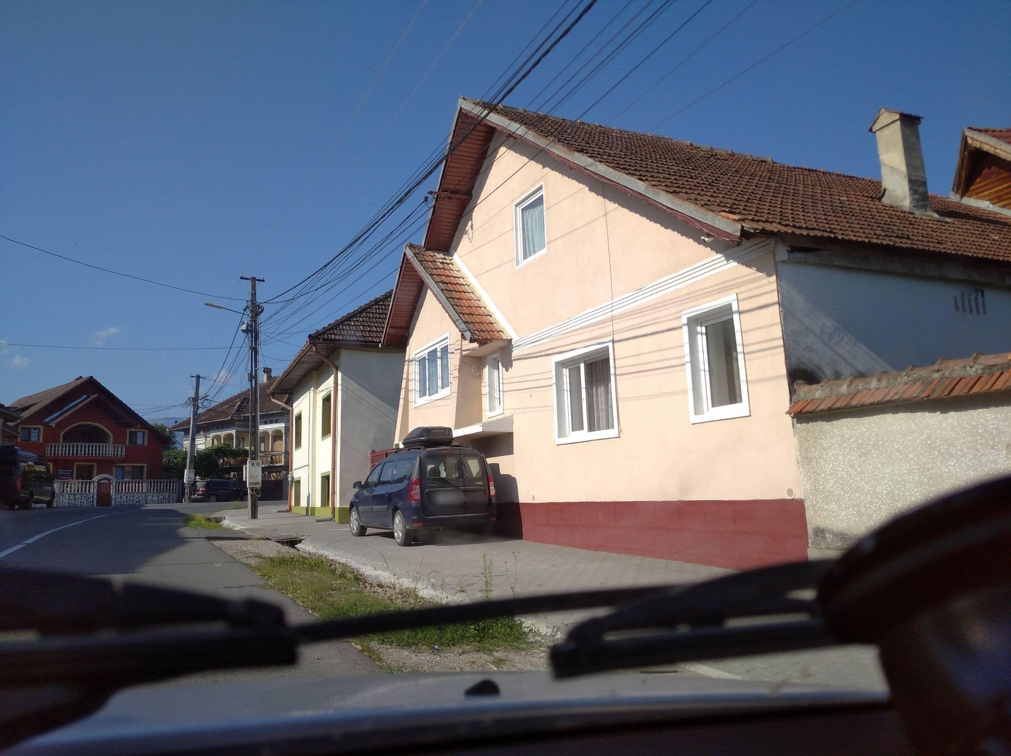 Street view near Casa Andra, Cârţişoara — © grozsa11 (CC BY-SA · Mapillary)