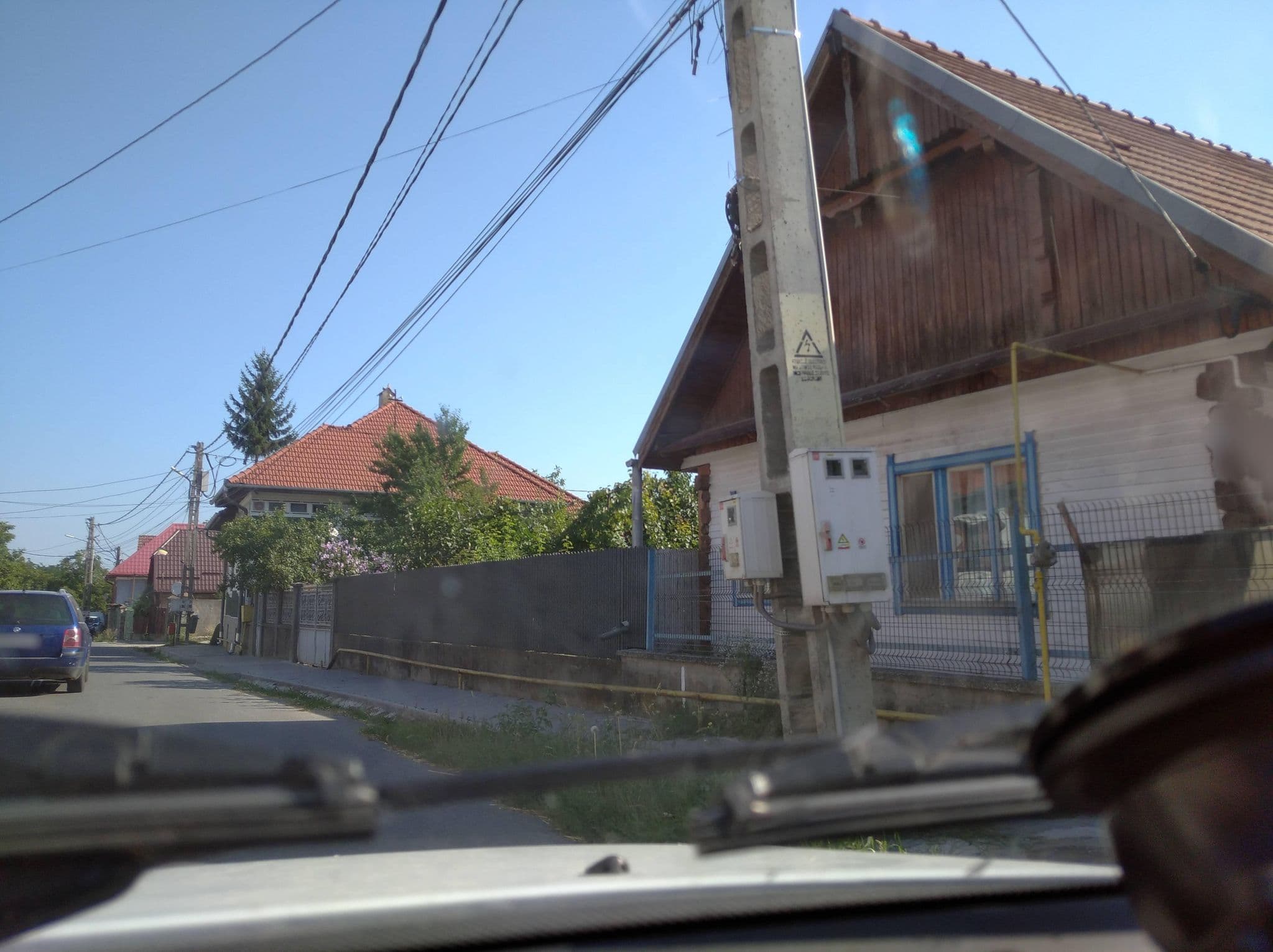 Street view near Casa Denisa, Cârţişoara — © grozsa11 (CC BY-SA · Mapillary)