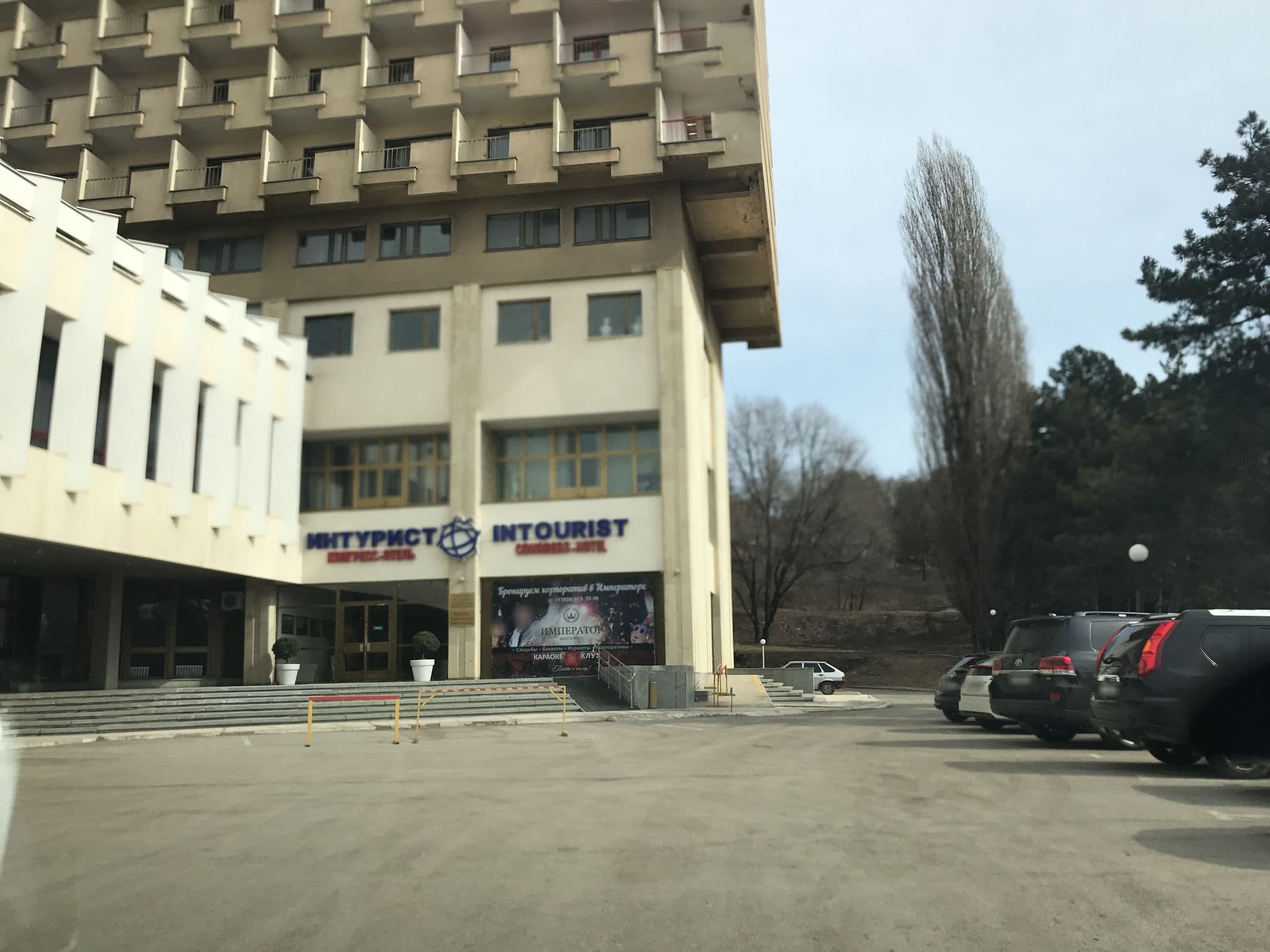 Street view near Интурист, Pyatigorsk — © helenv (CC BY-SA · Mapillary)