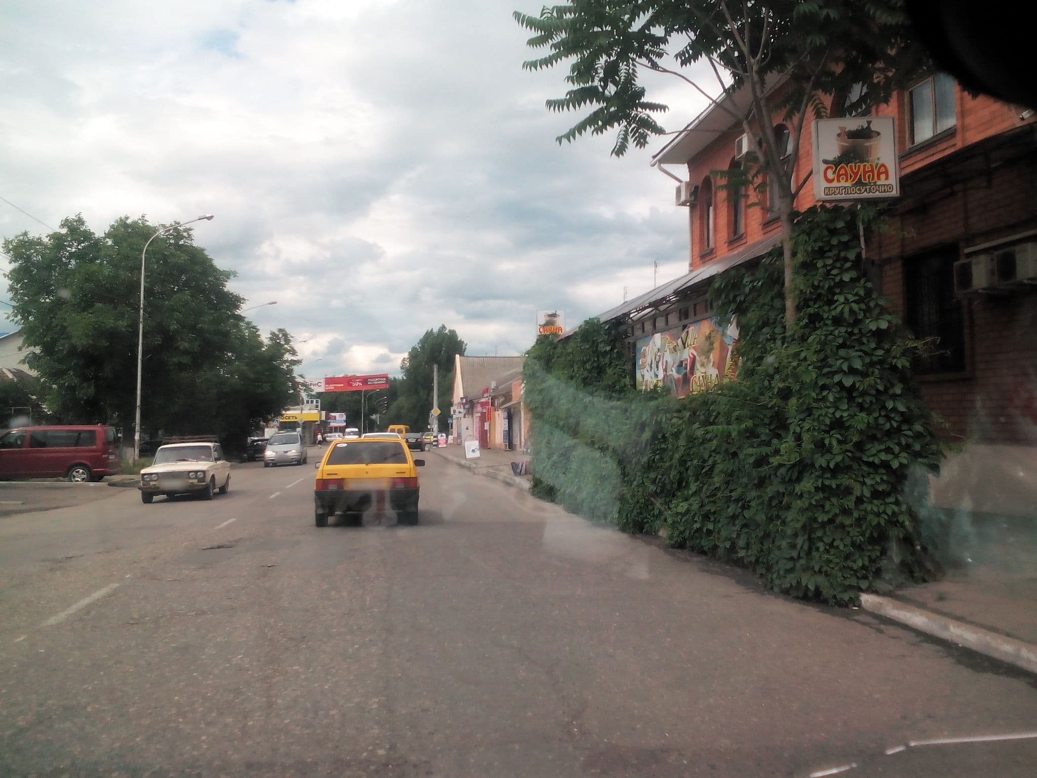 Street view near Гостиный Двор, Mineralnye Vody — © kildm (CC BY-SA · Mapillary)