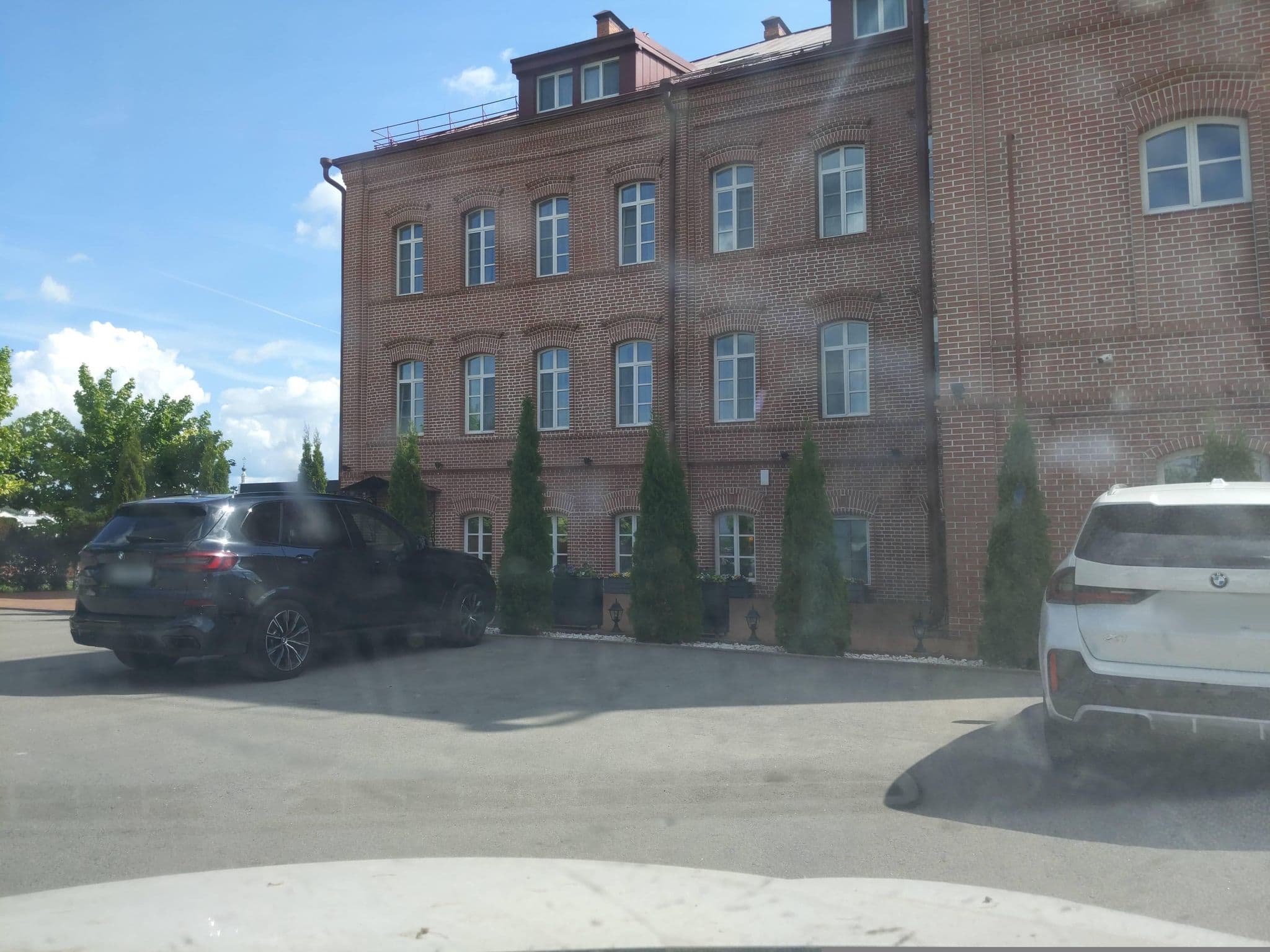 Street view near Пестриков отель, Smolensk — © kirikset (CC BY-SA · Mapillary)