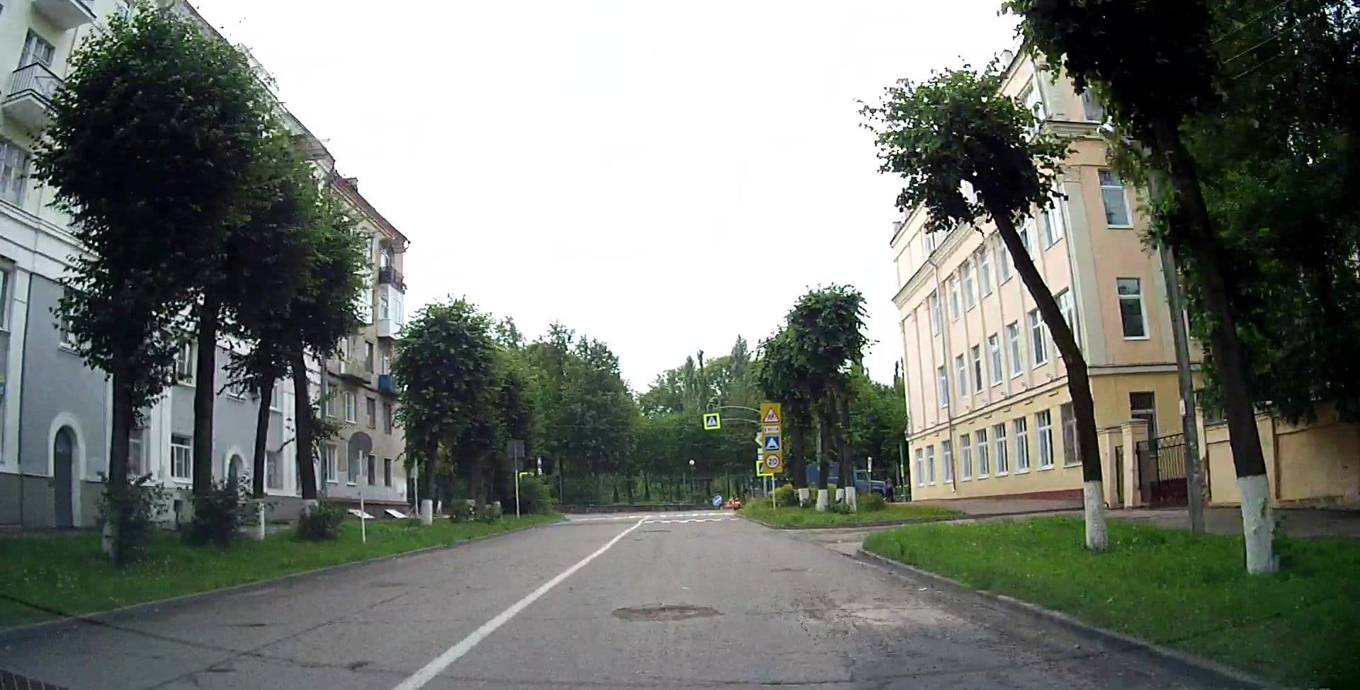 Street view near Апартаменты «Центральный парк», Smolensk — © daf (CC BY-SA · Mapillary)