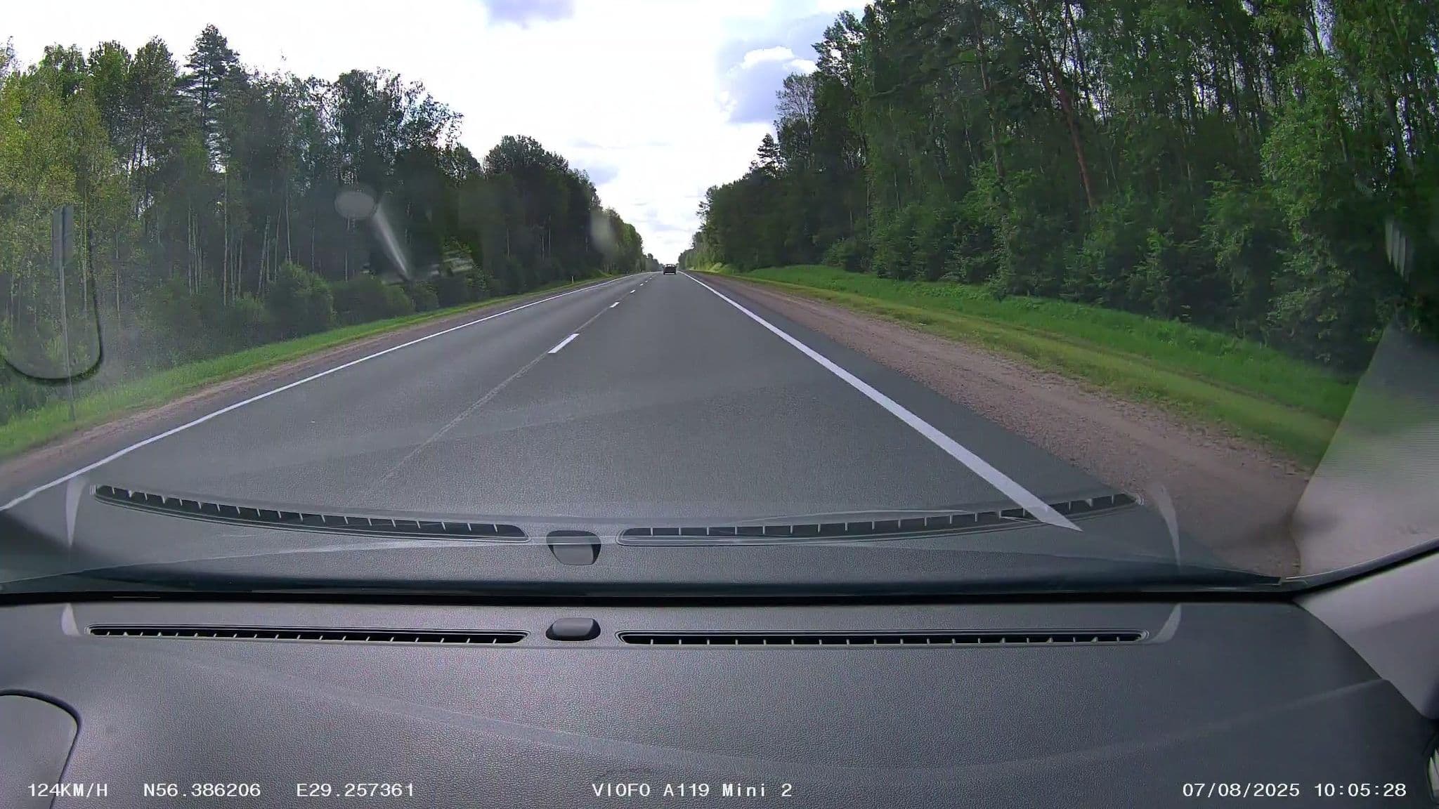 Street view near Турбаза Алоль, Pustoshka — © slsmda (CC BY-SA · Mapillary)