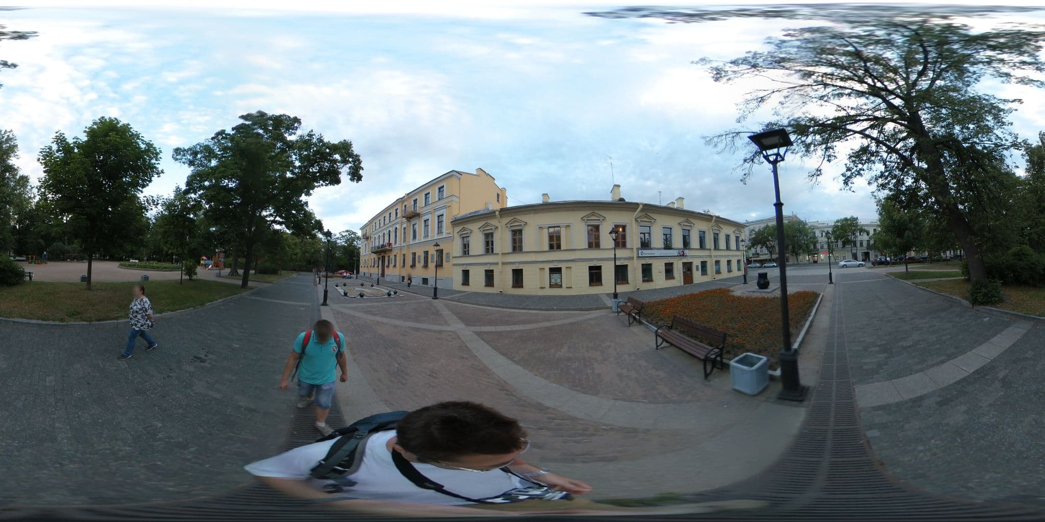 Street view near Хостел "Надежда", Kronstadt — © vlivyur (CC BY-SA · Mapillary)