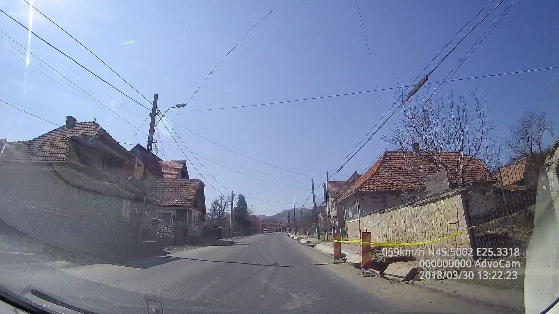 Street view near Vila Mihnea, Moieciu de Jos — © tavi (CC BY-SA · Mapillary)