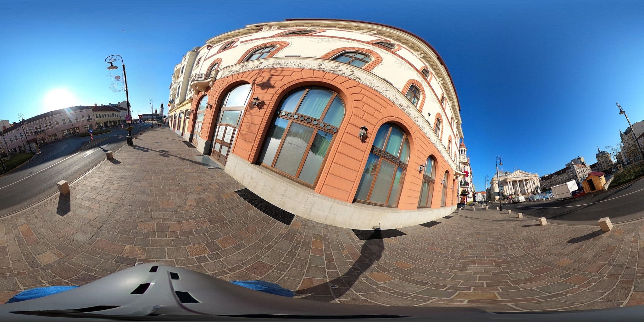 Street view near Hotel Astoria, Oradea — © gisbihor (CC BY-SA · Mapillary)