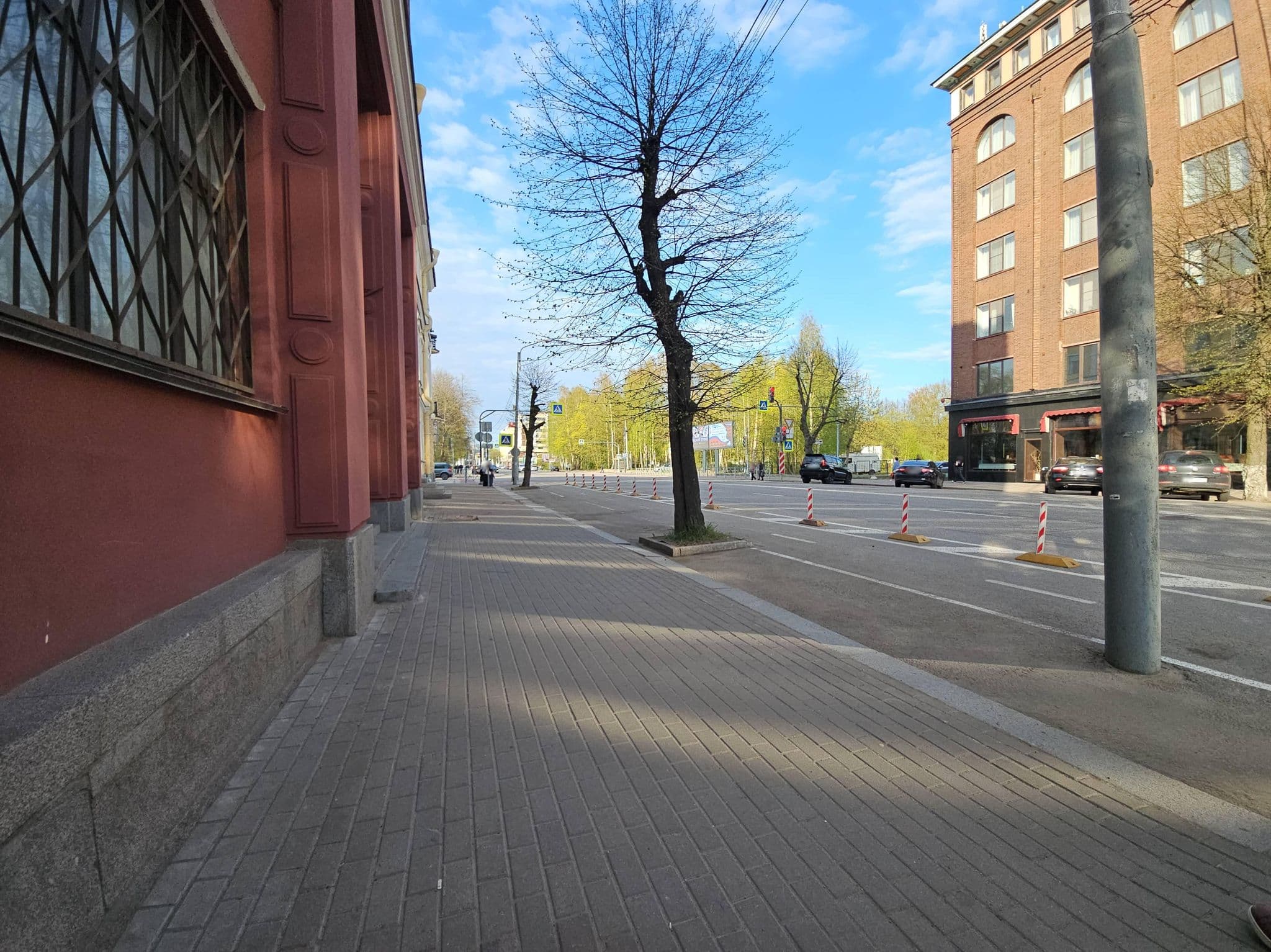 Street view near Отель «Выборг», Vyborg — © kirikset (CC BY-SA · Mapillary)