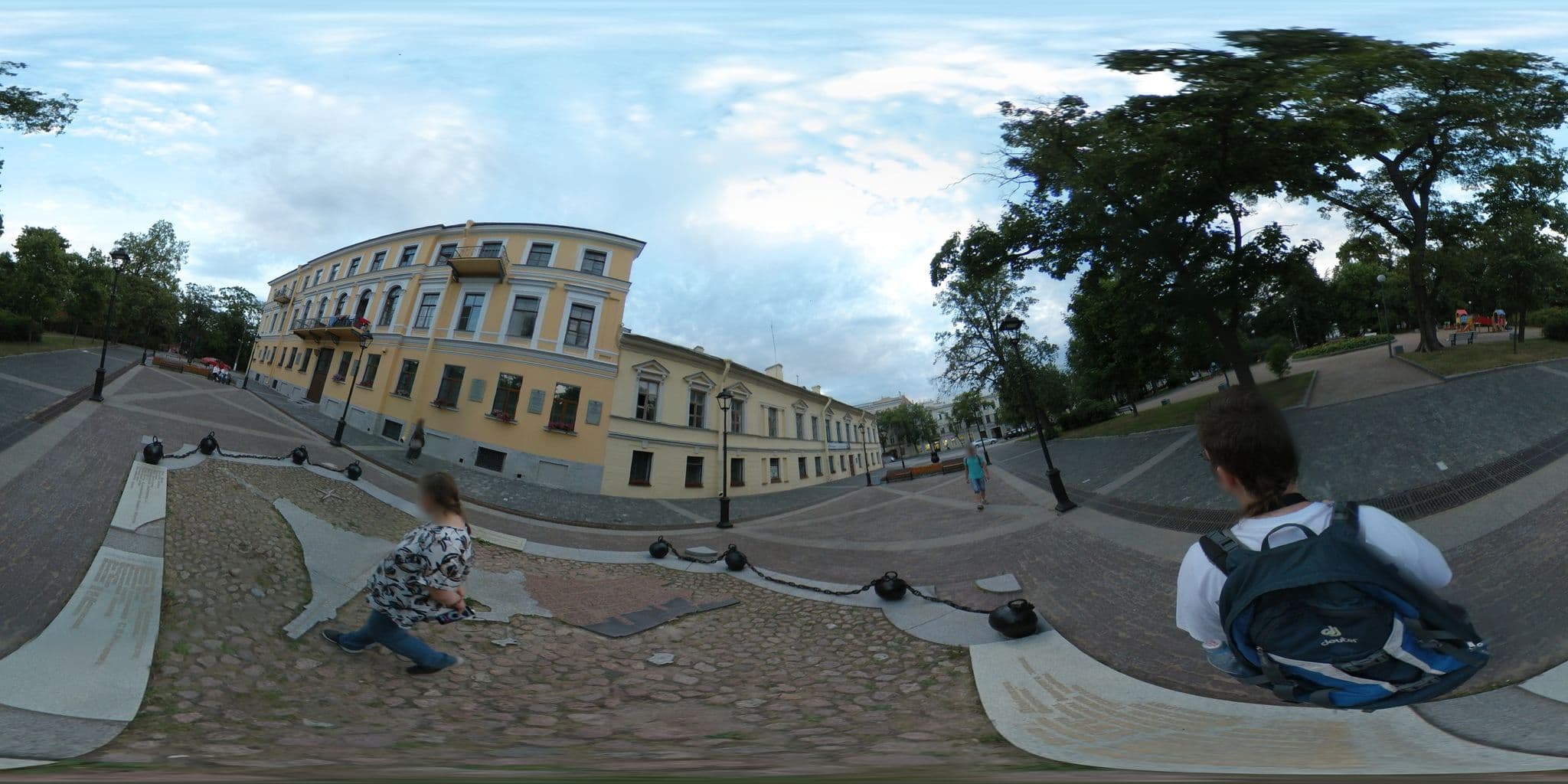 Street view near Хостел 101, Kronstadt — © vlivyur (CC BY-SA · Mapillary)