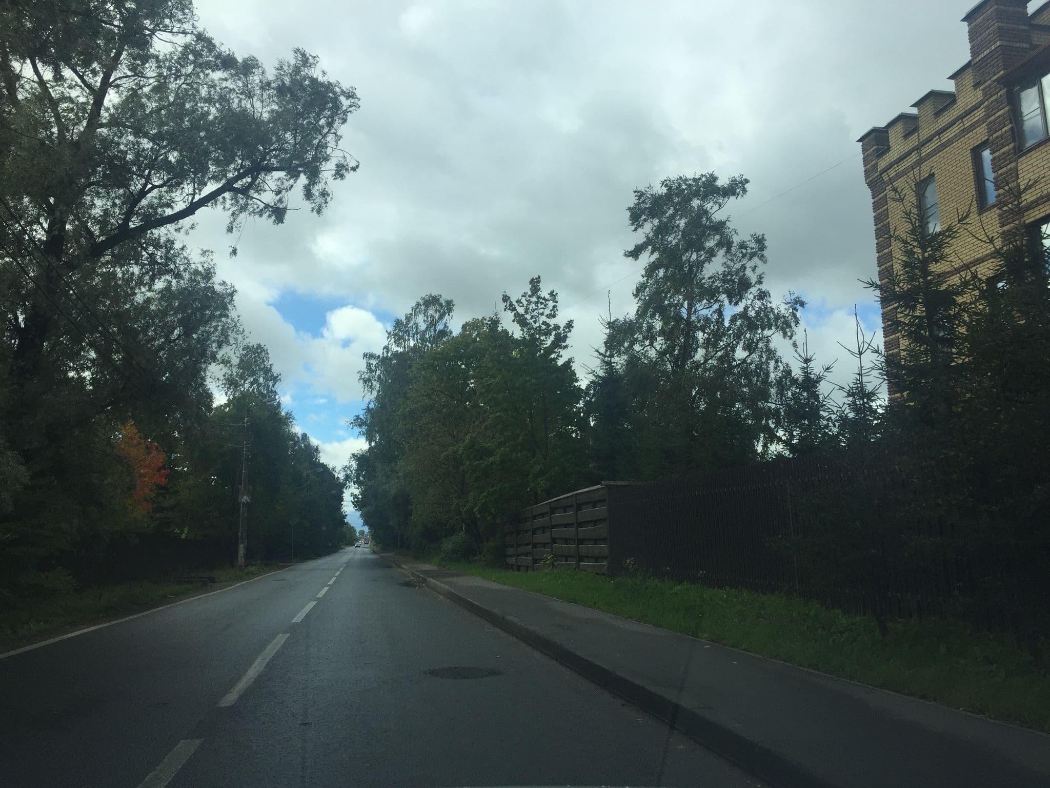 Street view near Fort Ross, Pushkin — © ser9ei999 (CC BY-SA · Mapillary)