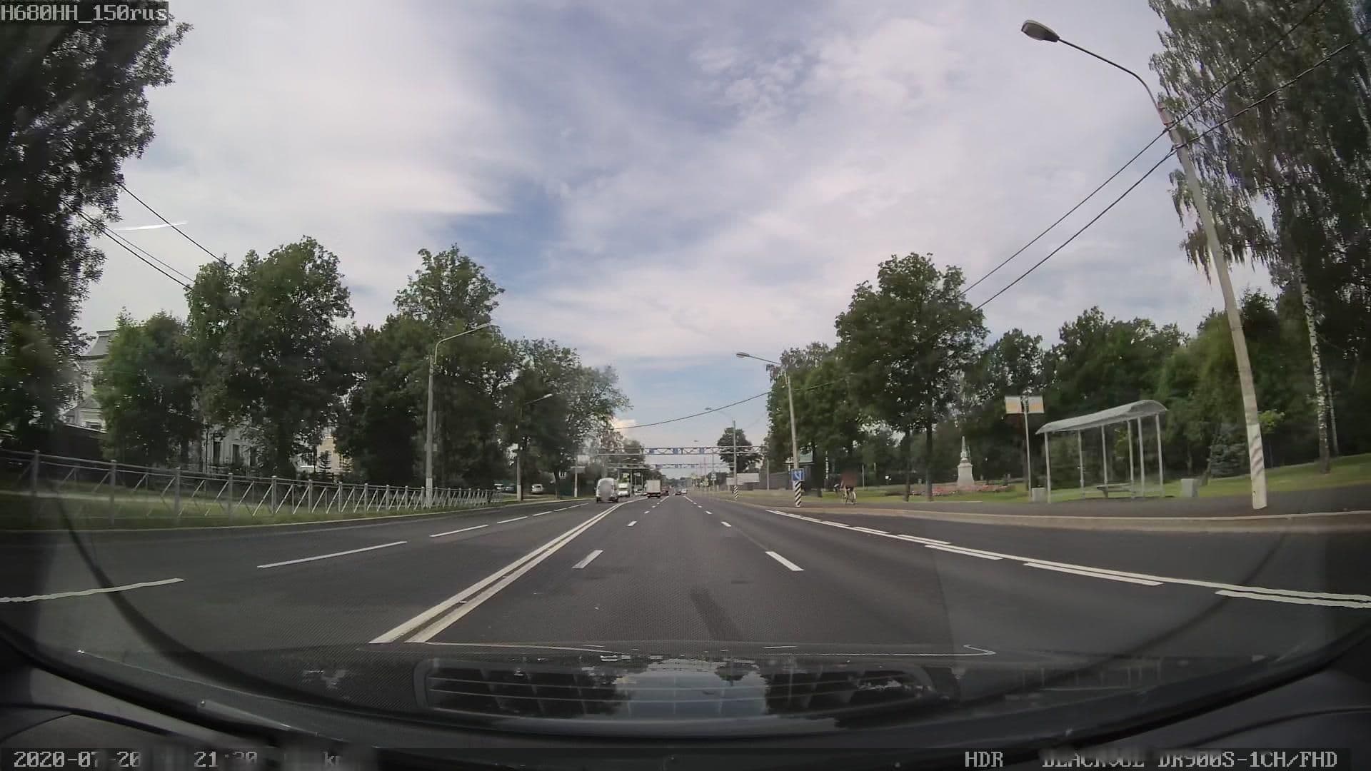 Street view near Коттедж «Дворца Конгрессов», Strel'na — © oleg_0402 (CC BY-SA · Mapillary)