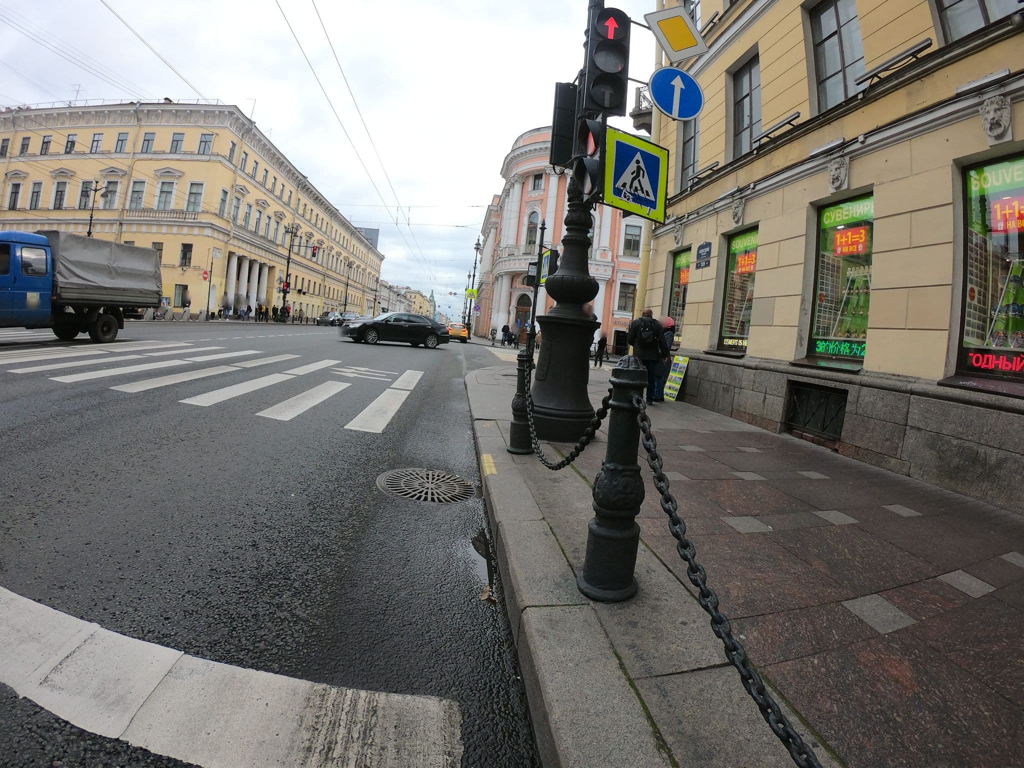 Street view near bolshaya morskaya 7 hotel, Saint Petersburg — © GaMiKo (CC BY-SA · Mapillary)