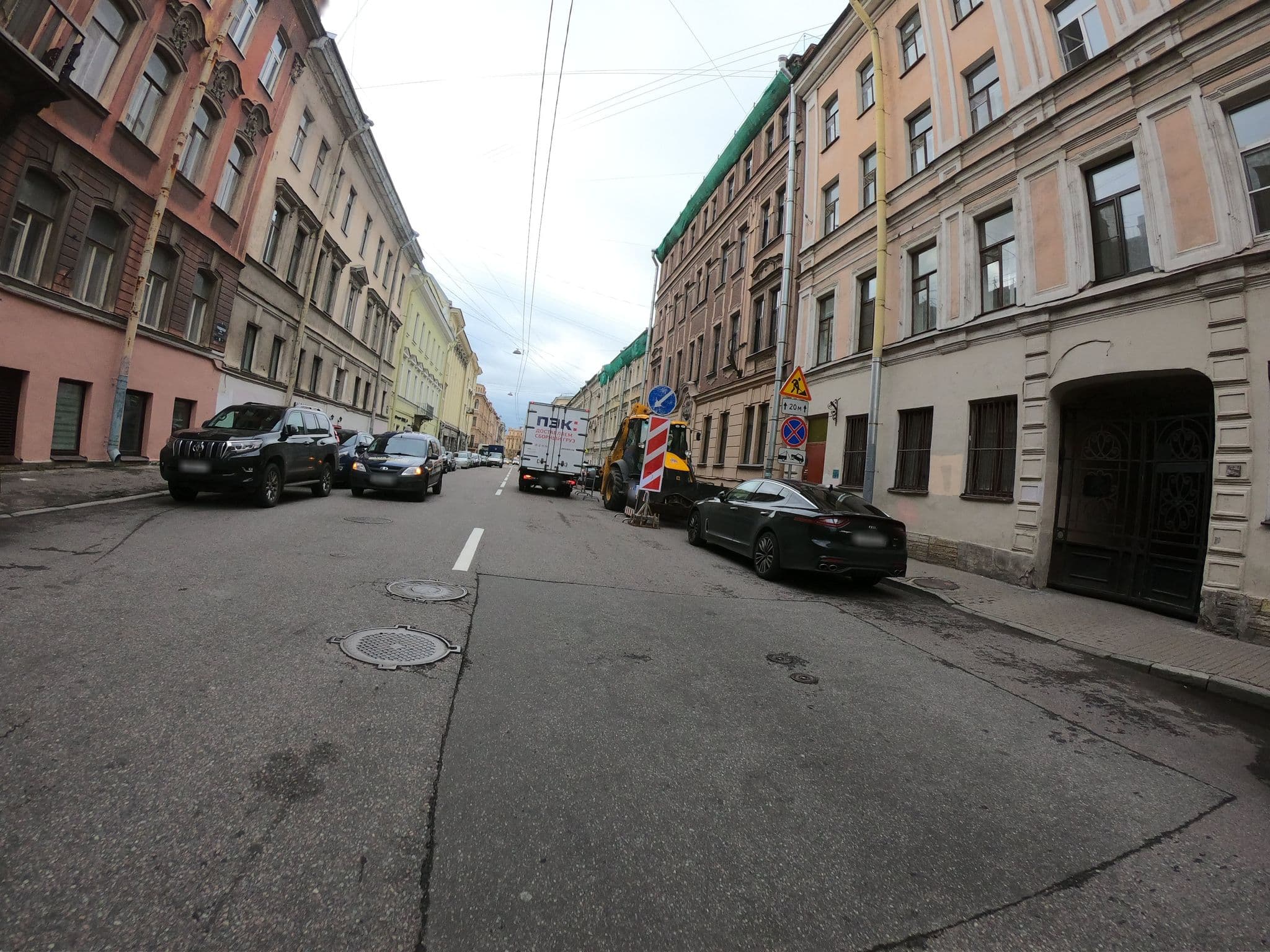Street view near Gutenberg Hotel, Admiralteisky — © GaMiKo (CC BY-SA · Mapillary)